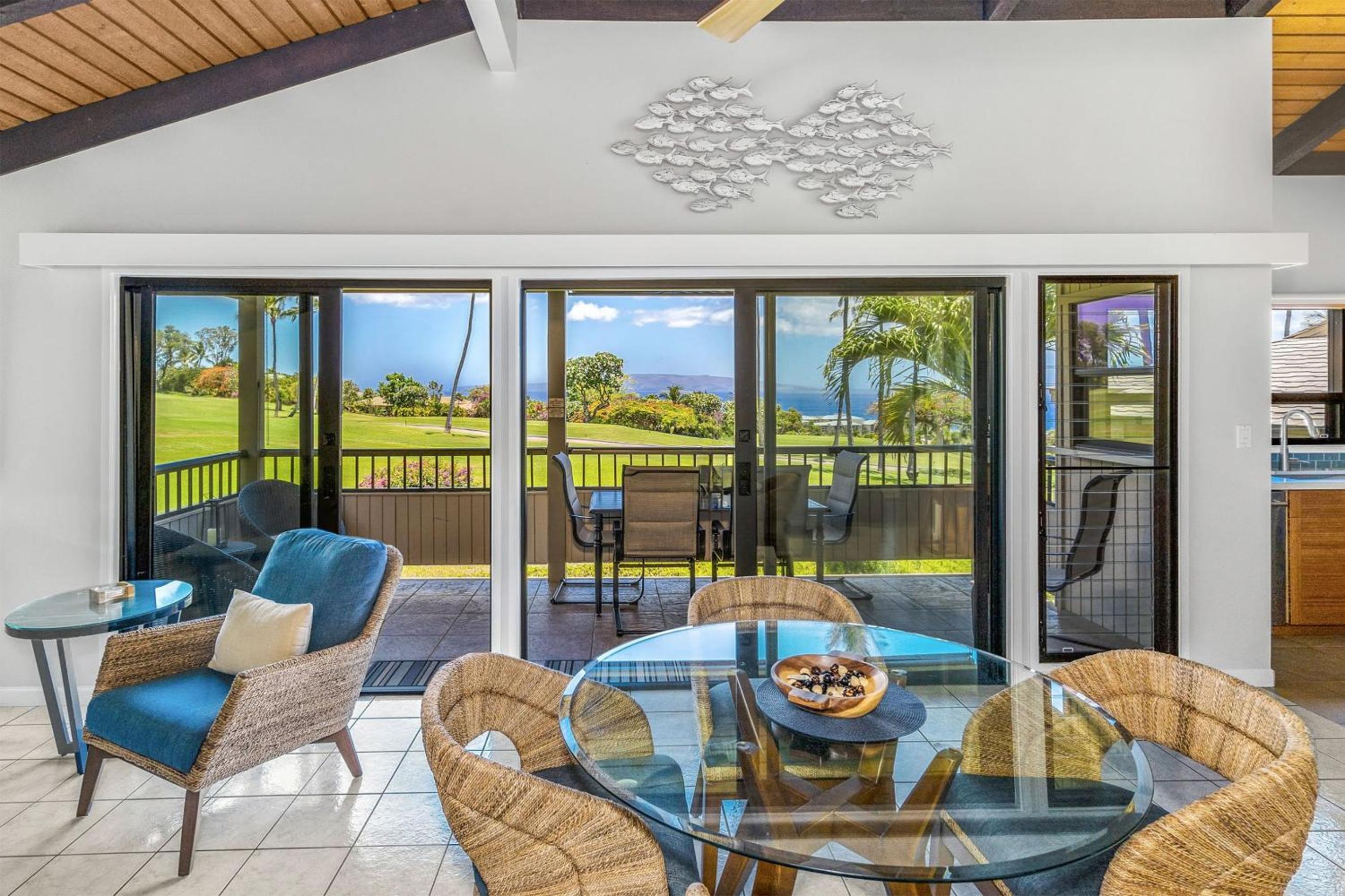 Wailea Ekolu 1204 - Modern Ocean View Condo w/ large Lanai, King Bed, & Split AC