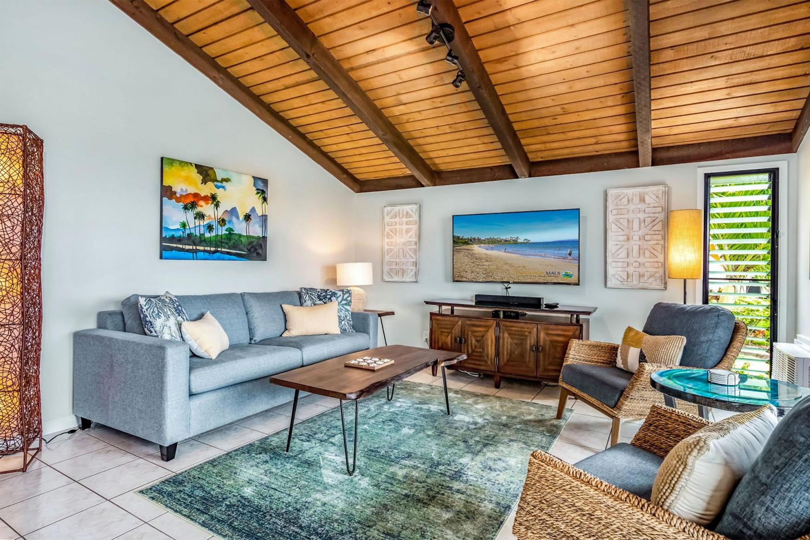 Wailea Ekolu 1204 - Modern Ocean View Condo w/ large Lanai, King Bed, & Split AC