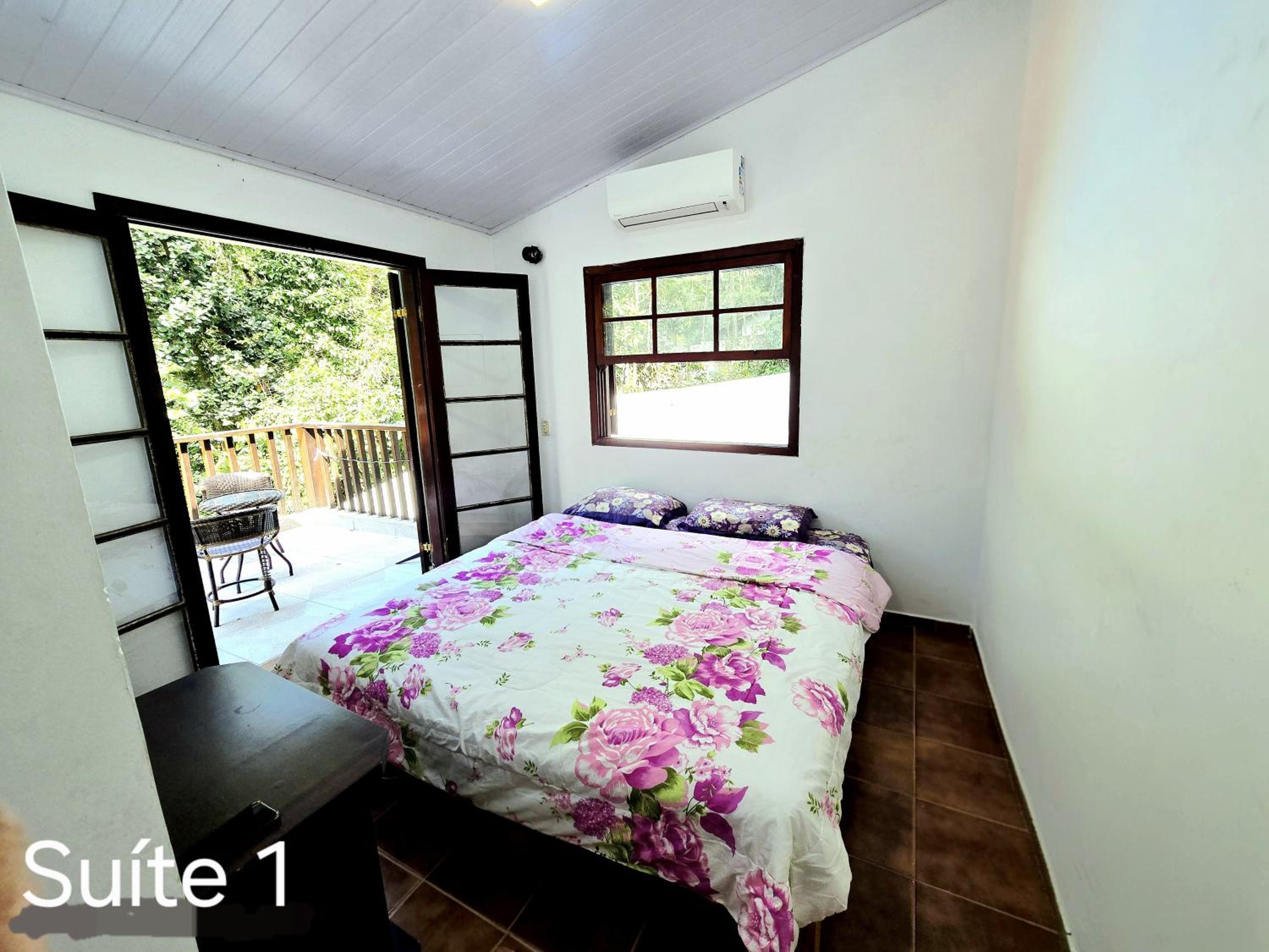 Sua casa de férias com piscina em Maresias