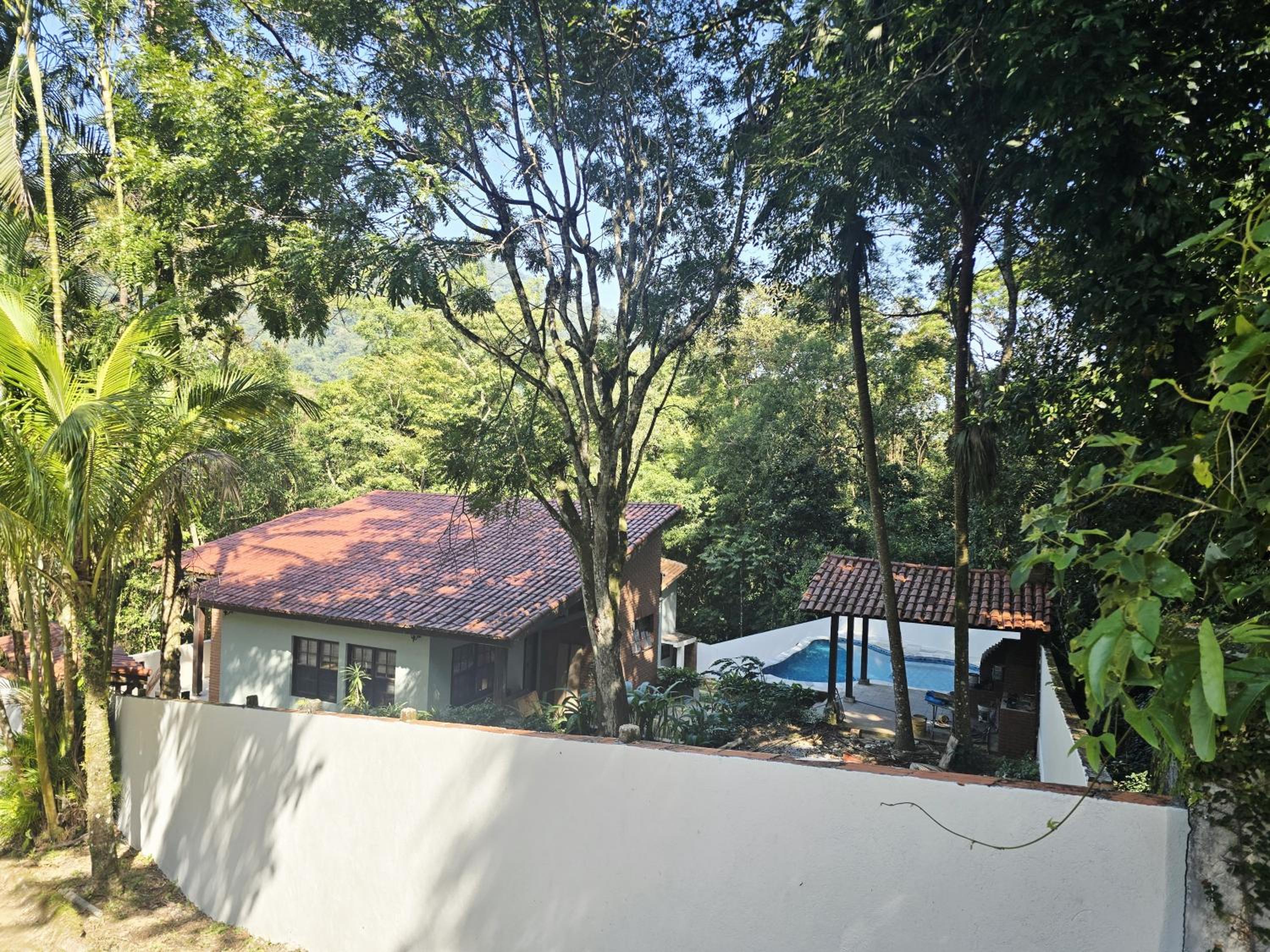 Sua casa de férias com piscina em Maresias