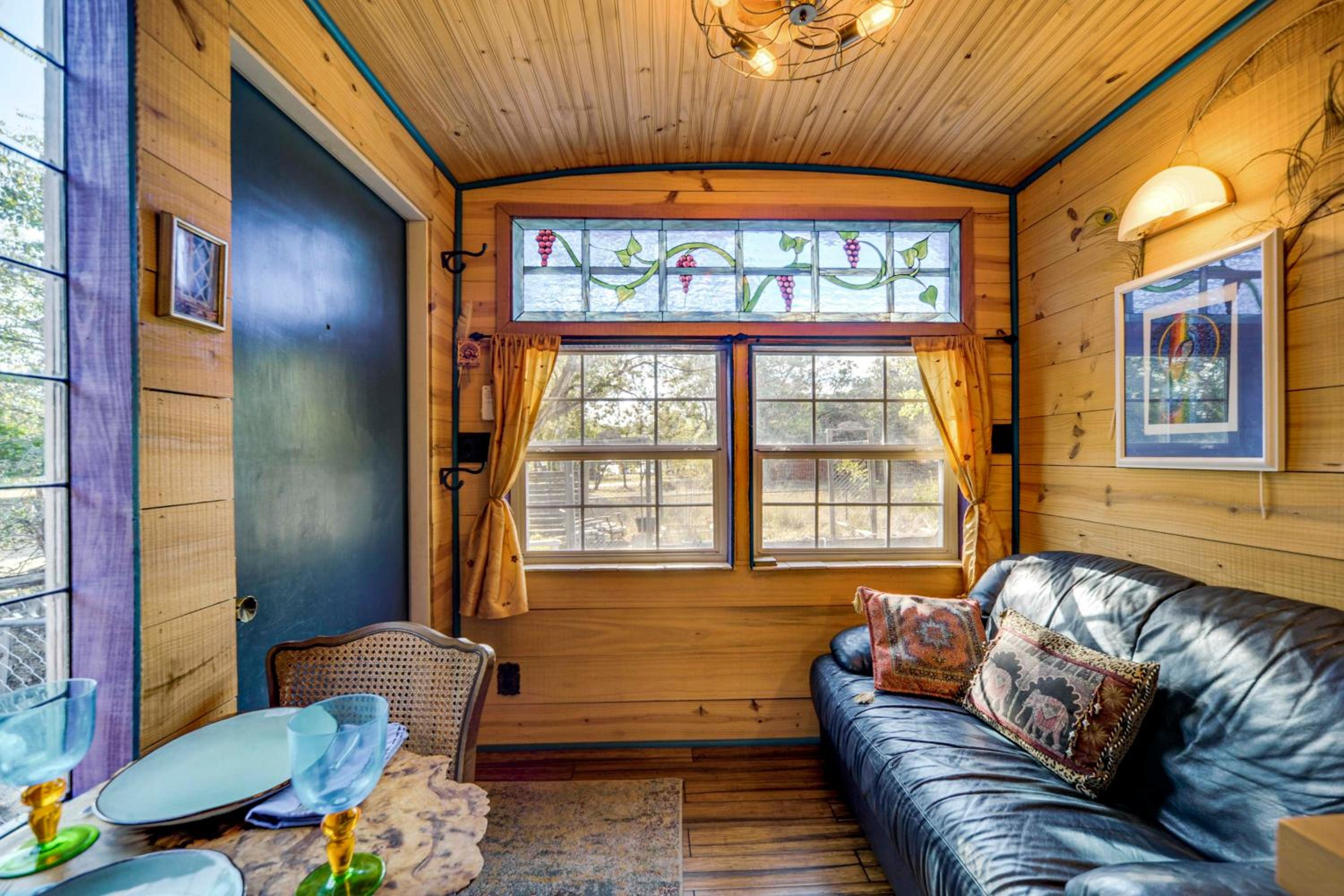 Walk to Lake Travis Austin Tiny Home with Hot Tub!