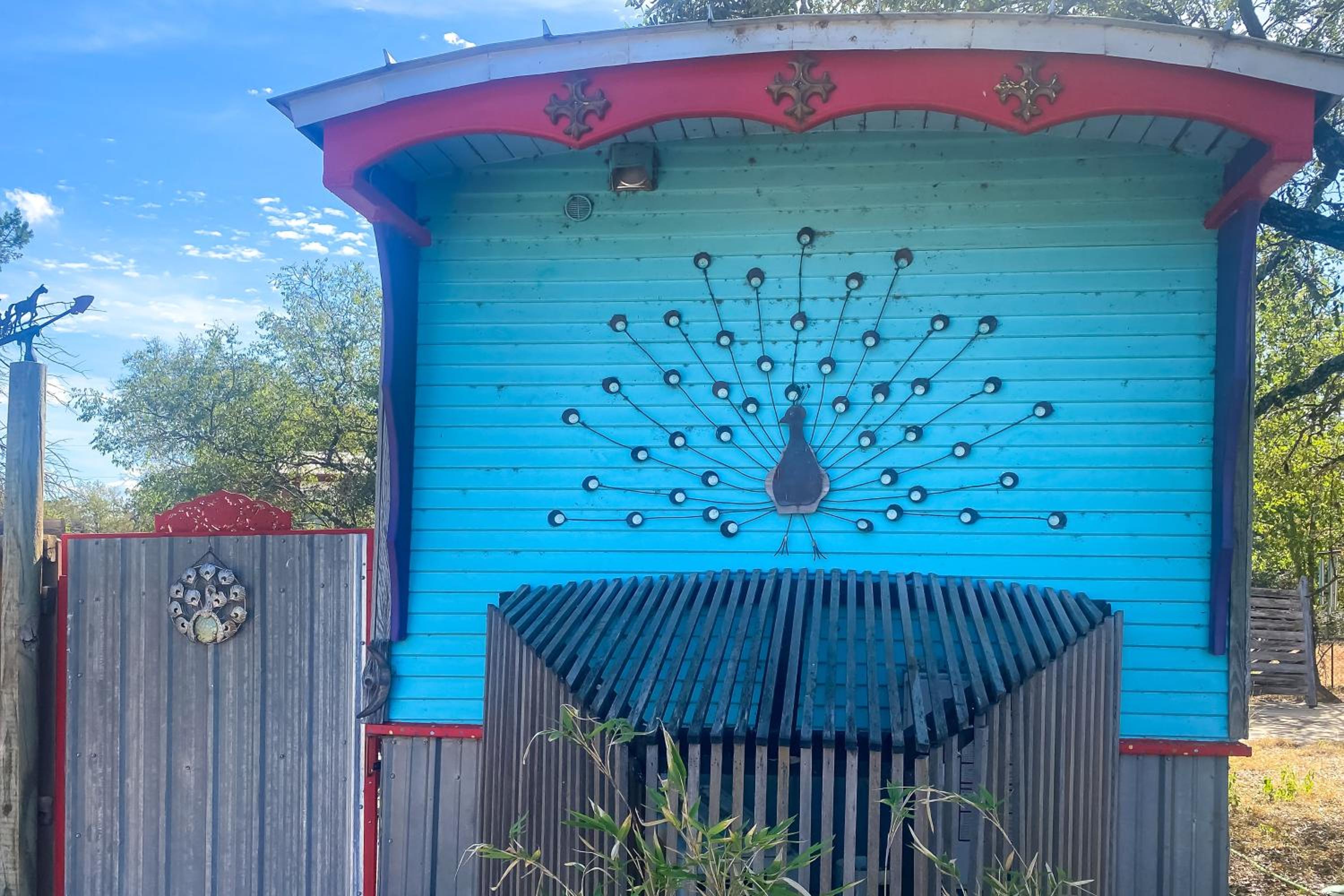 Walk to Lake Travis Austin Tiny Home with Hot Tub!
