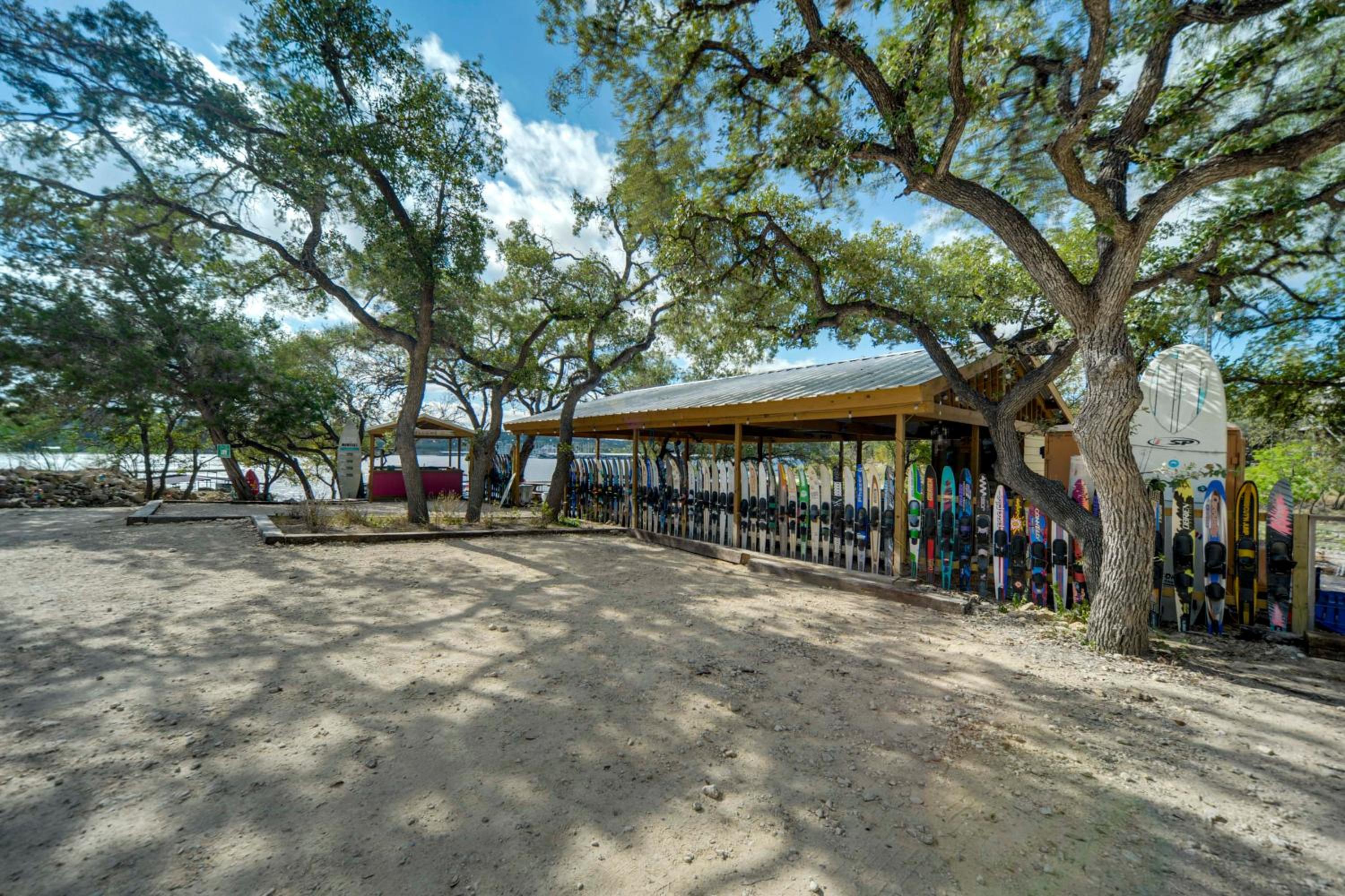 Walk to Lake Travis Austin Tiny Home with Hot Tub!