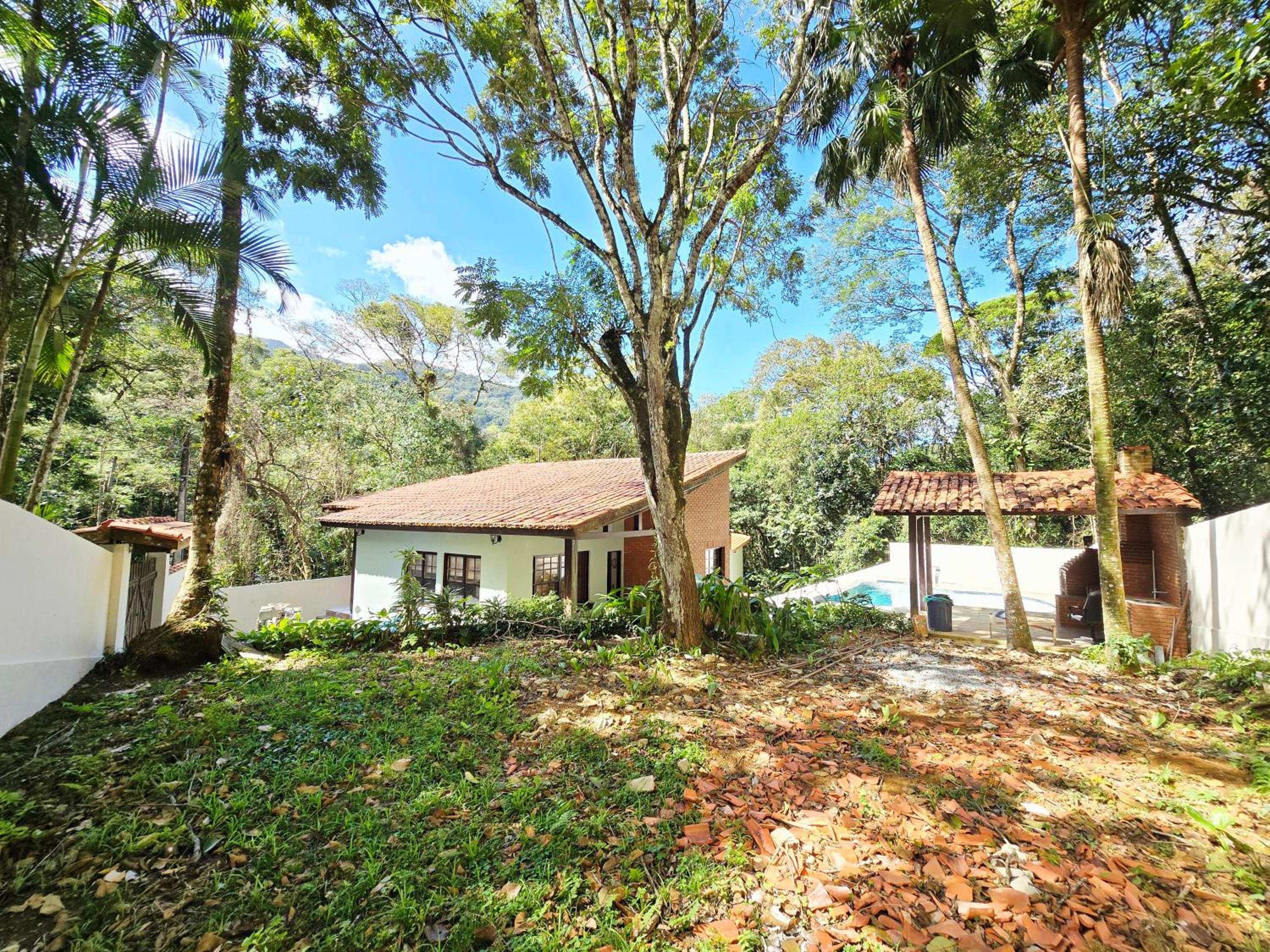 Sua casa de férias com piscina em Maresias