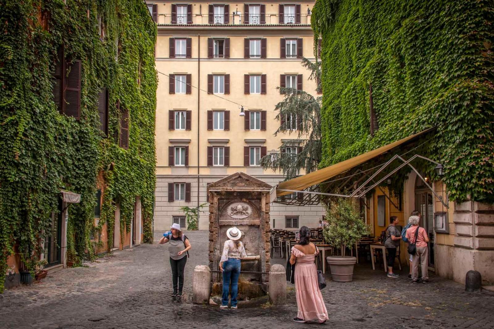 Dimora del Borgo, terrace view in Vatican
