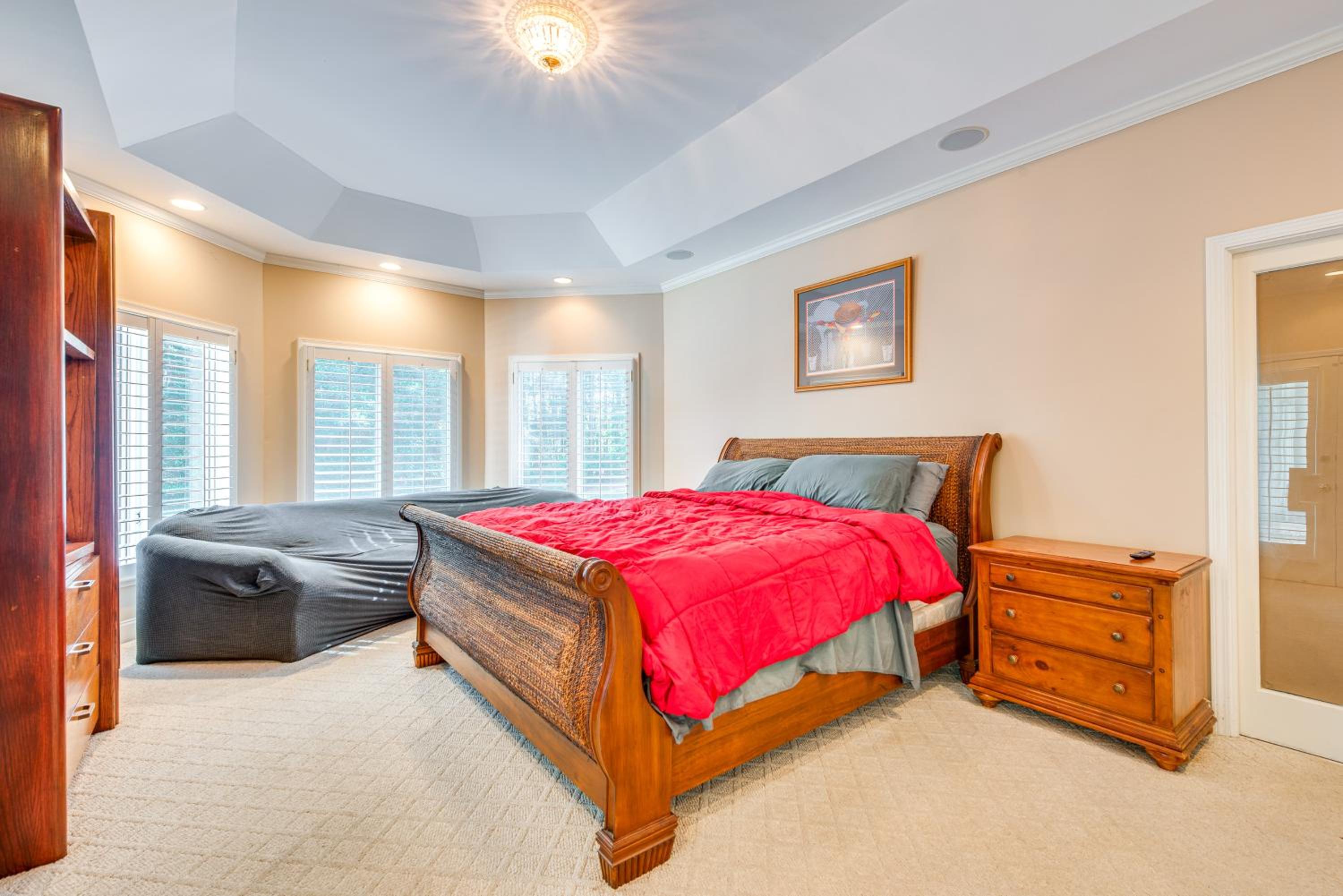 Theater Room and Gazebo Luxury Retreat in Ellenwood