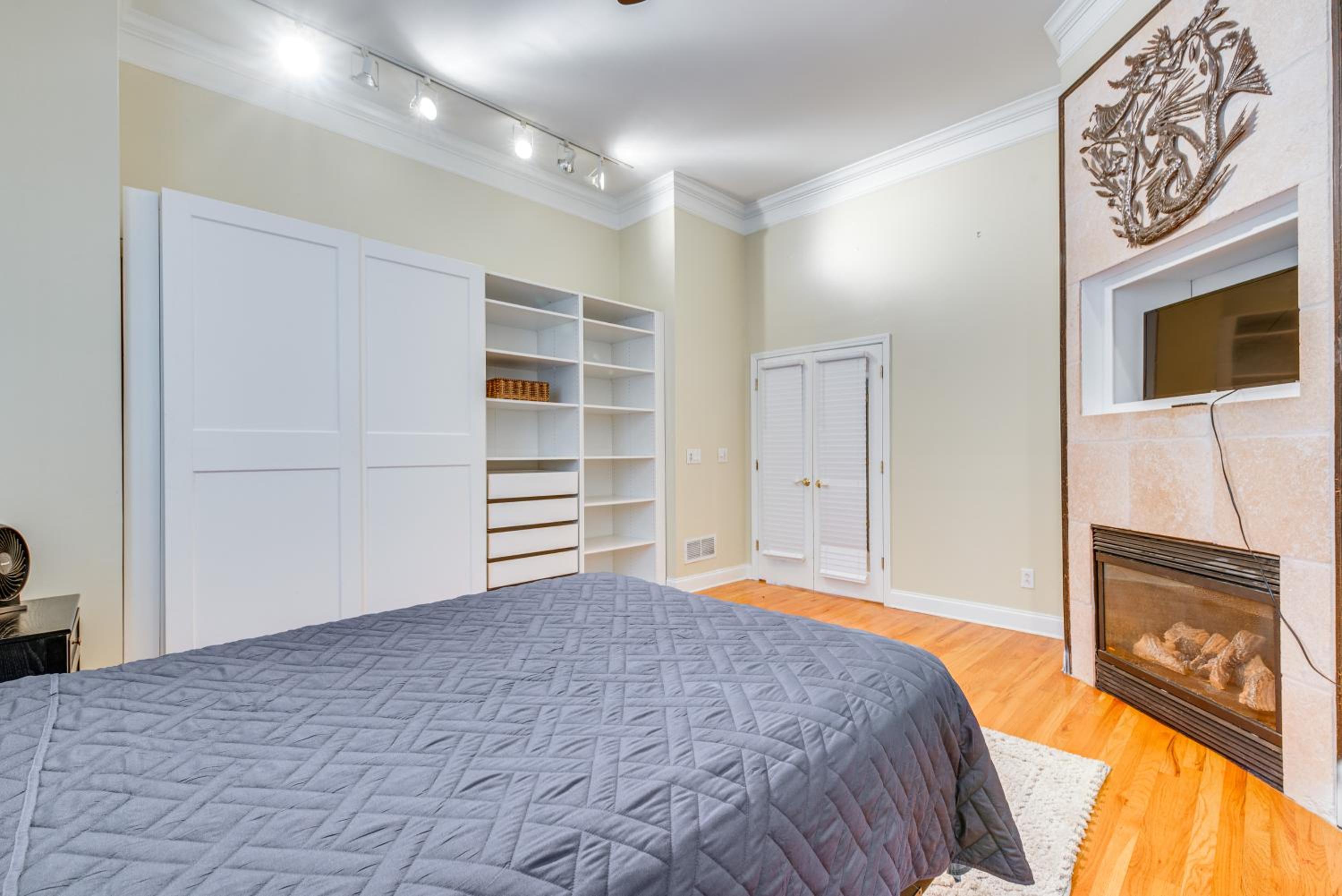 Theater Room and Gazebo Luxury Retreat in Ellenwood