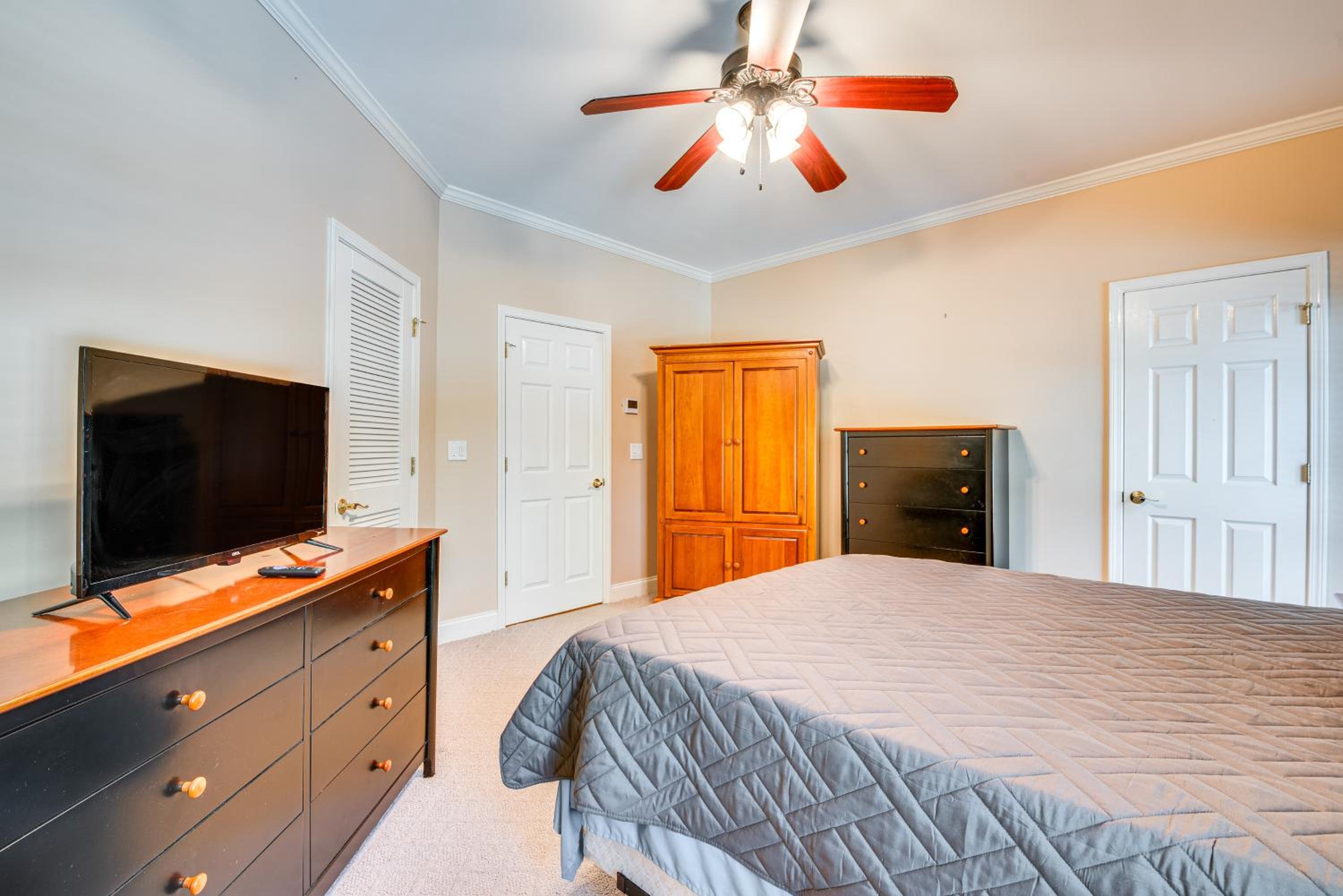 Theater Room and Gazebo Luxury Retreat in Ellenwood