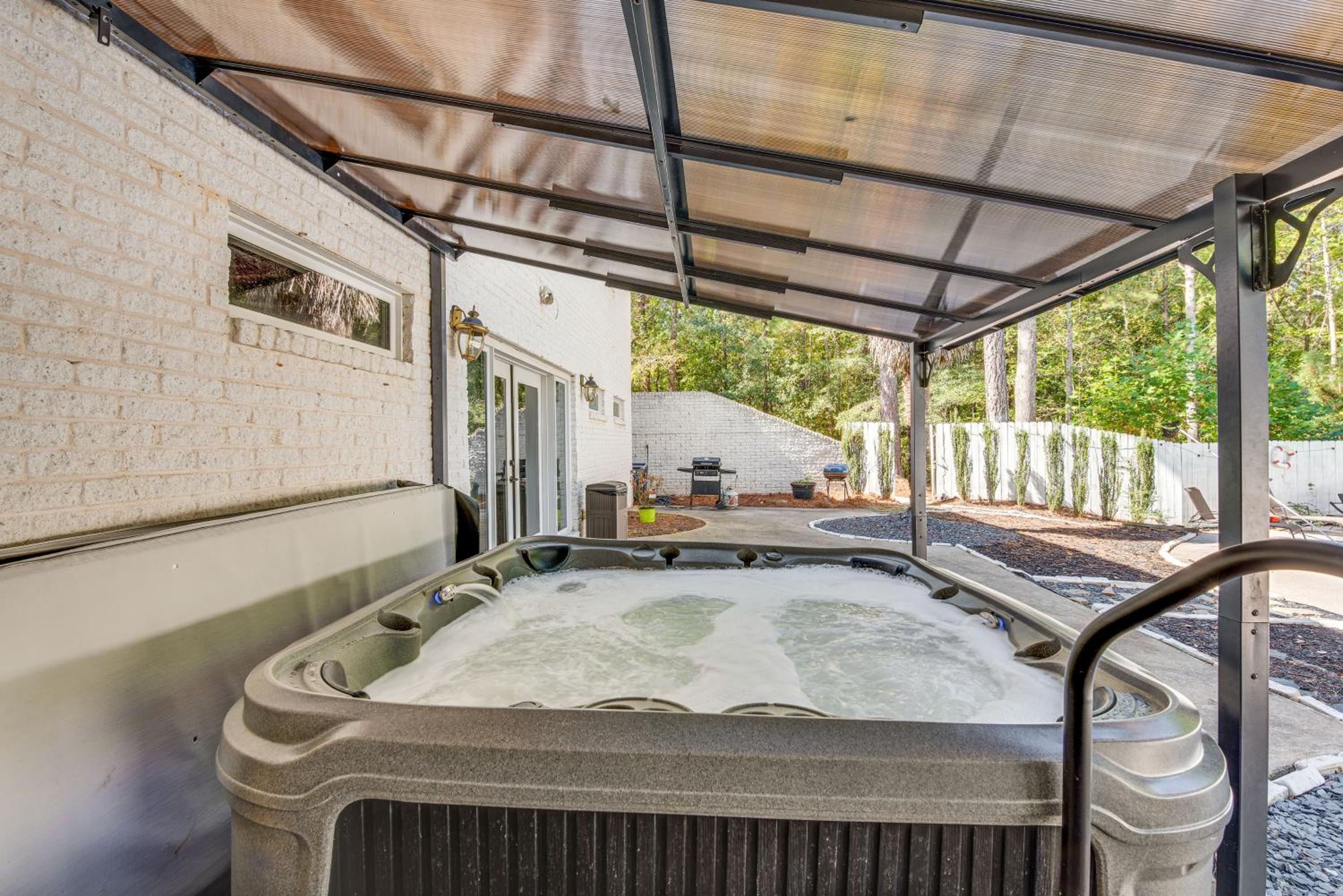 Theater Room and Gazebo Luxury Retreat in Ellenwood