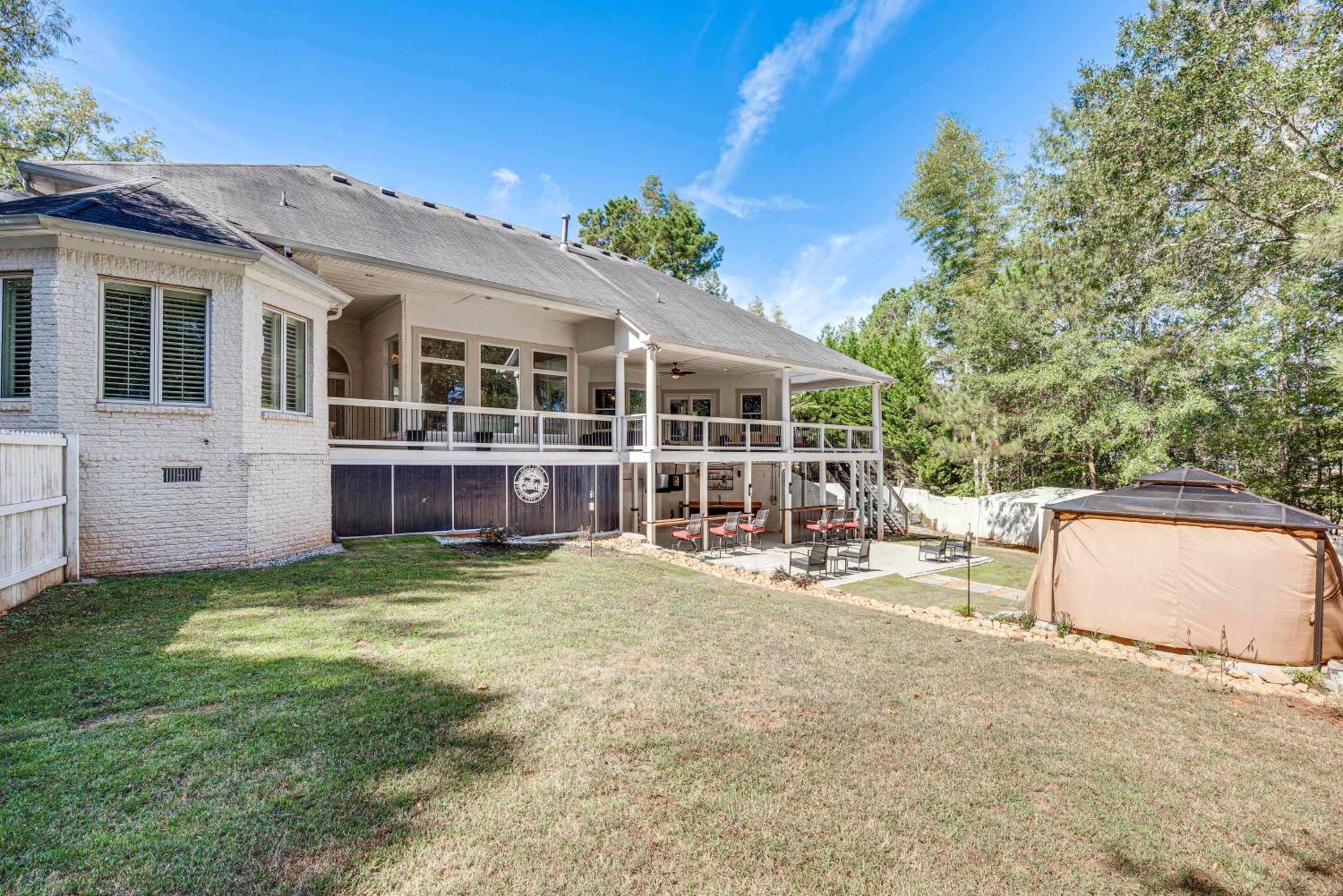Theater Room and Gazebo Luxury Retreat in Ellenwood
