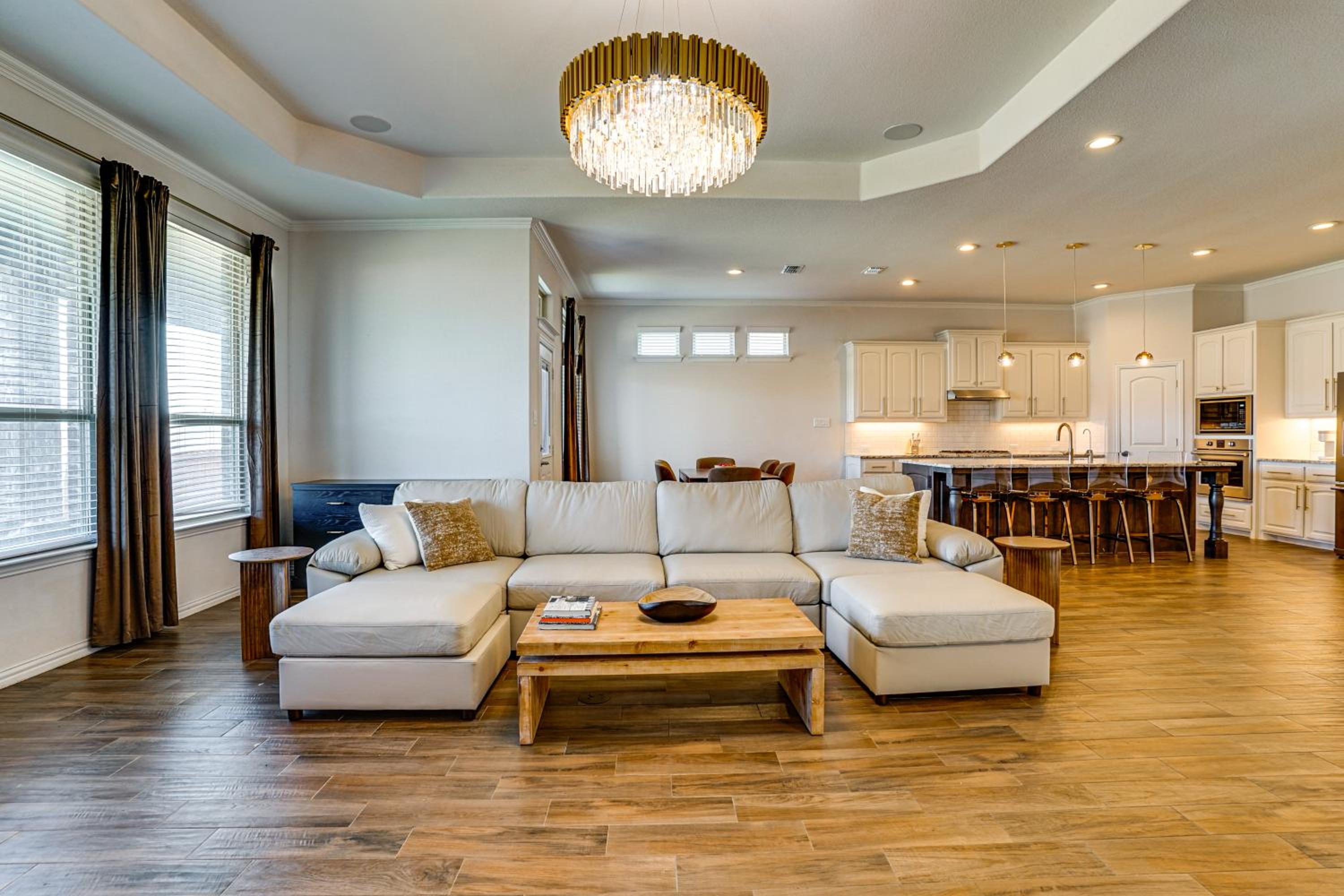 Less Than 20 Mi to Fort Worth Family-Friendly Aledo Home
