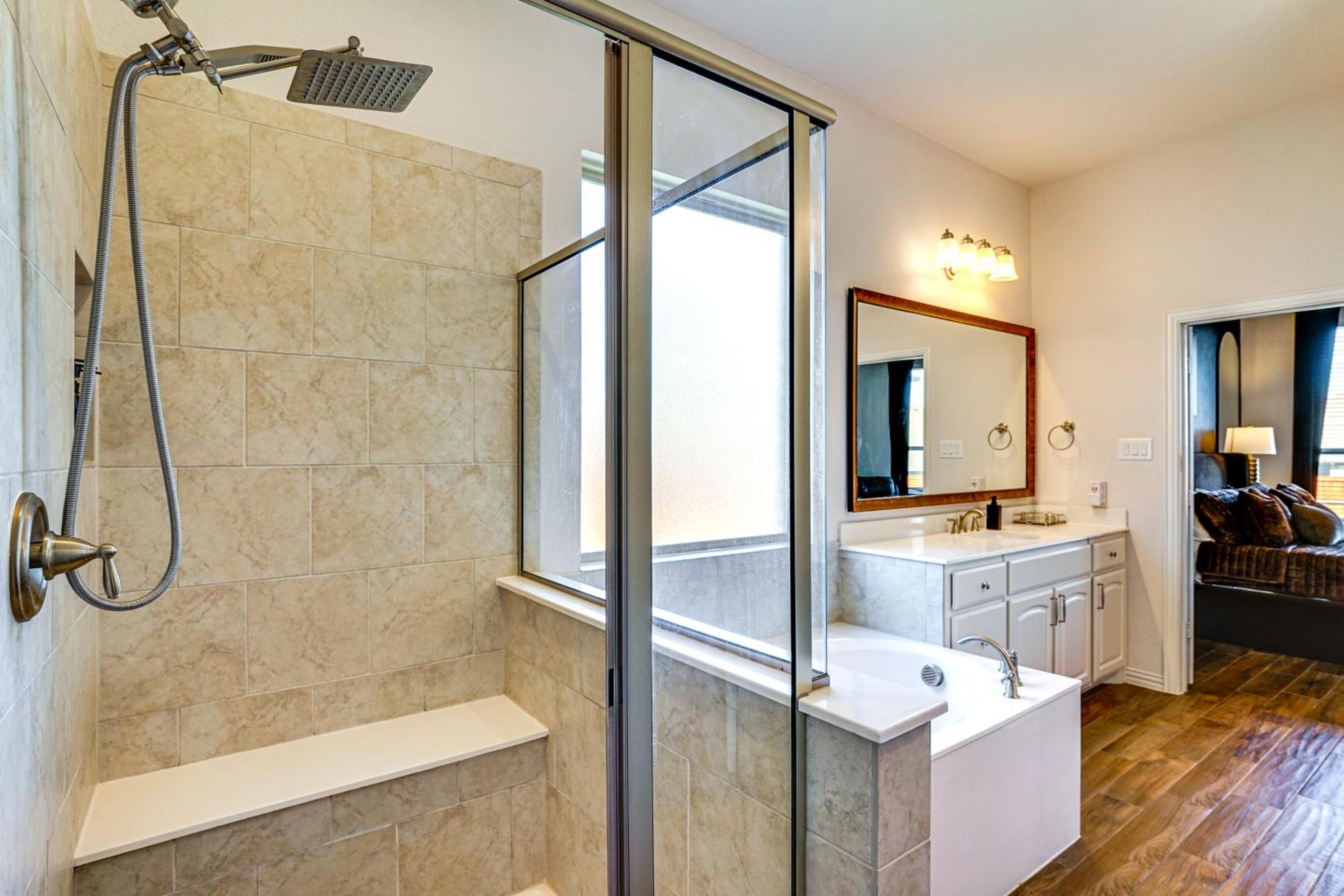 Less Than 20 Mi to Fort Worth Family-Friendly Aledo Home