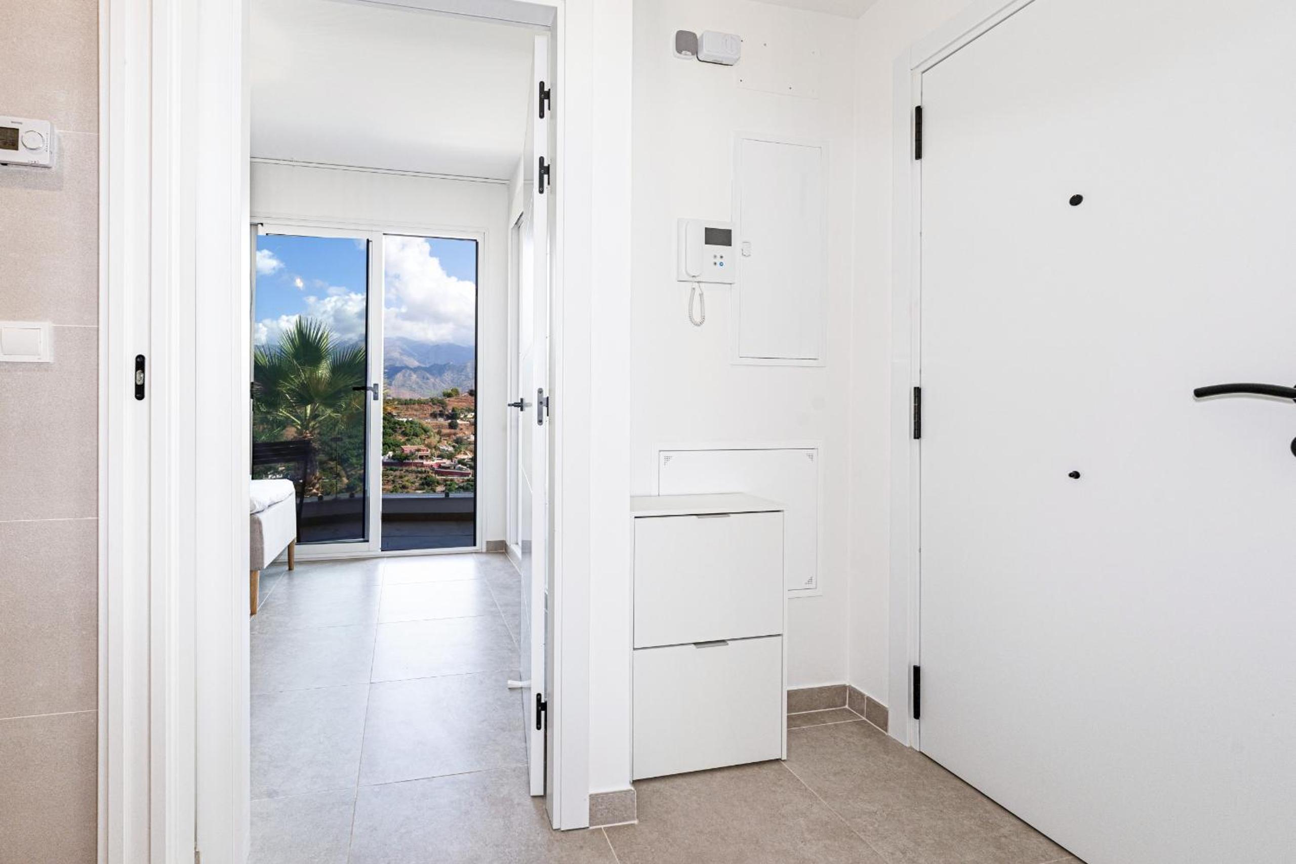 Bayview Hills Suite by Casasol