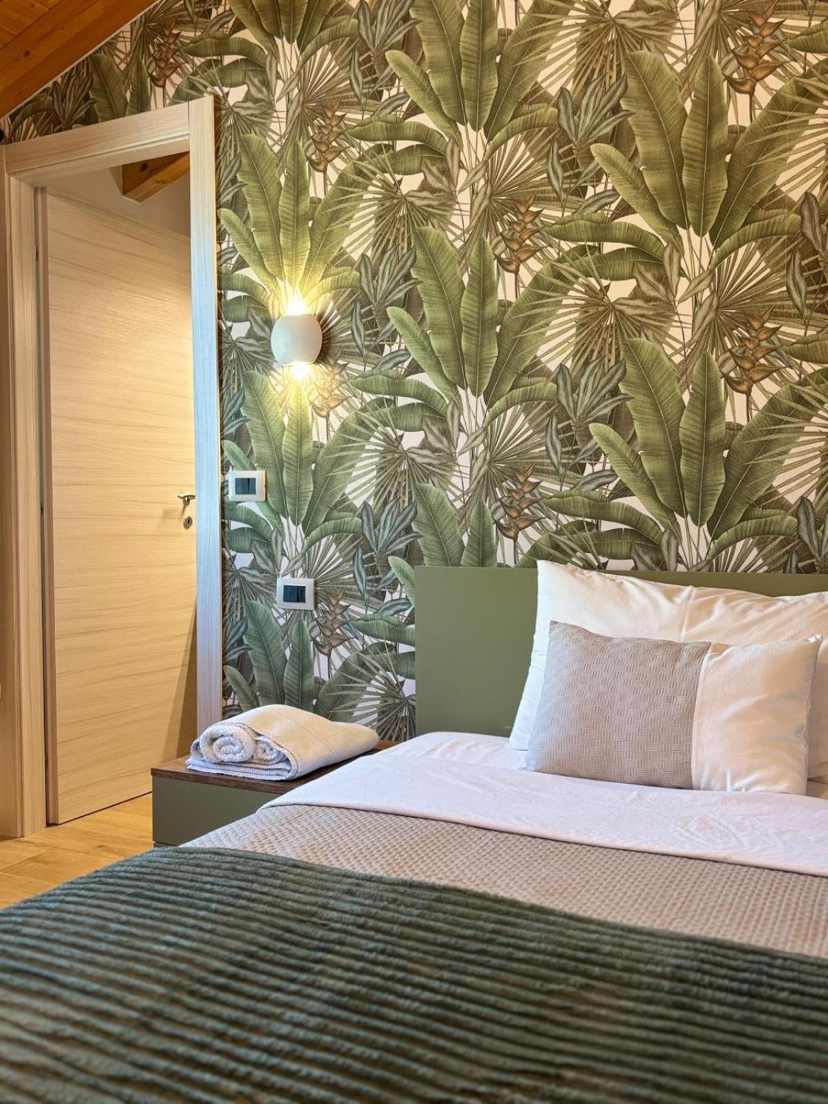 Room & Breakfast Olmo Tondo