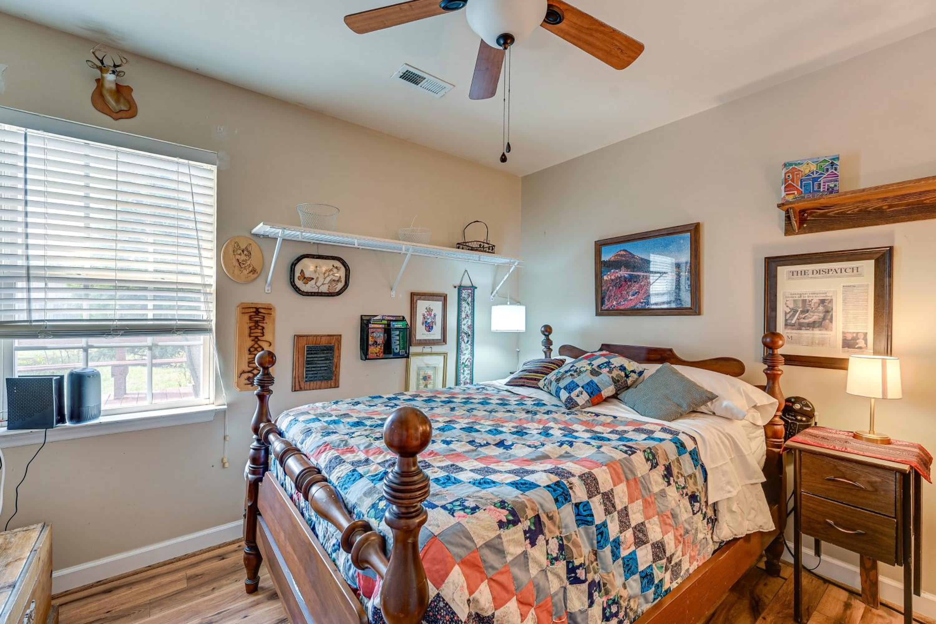 Wine and BBQ Trail Fun Home with Hot Tub in Lexington