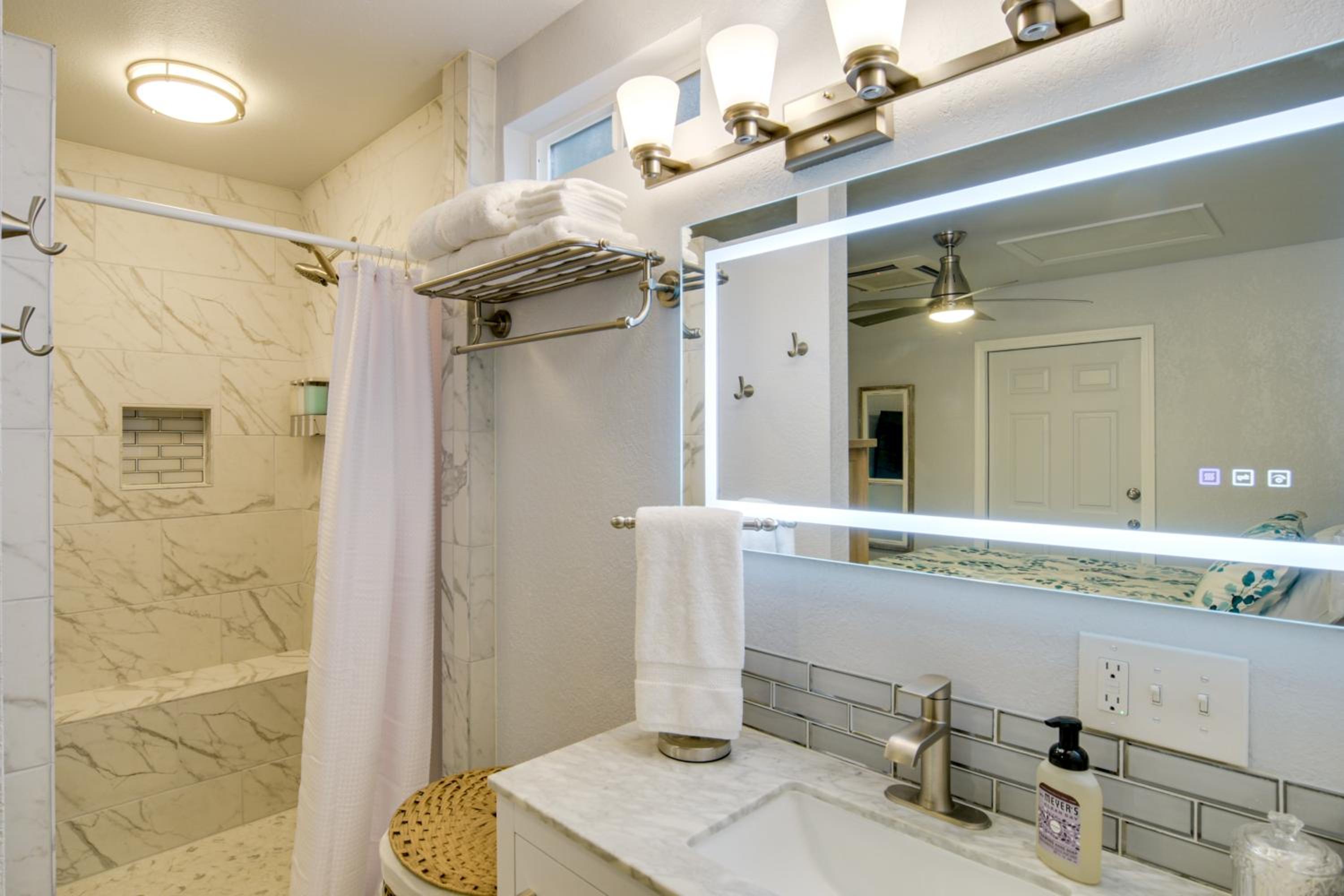 Quiet Country Stay Modern Guest Suite Near Chico