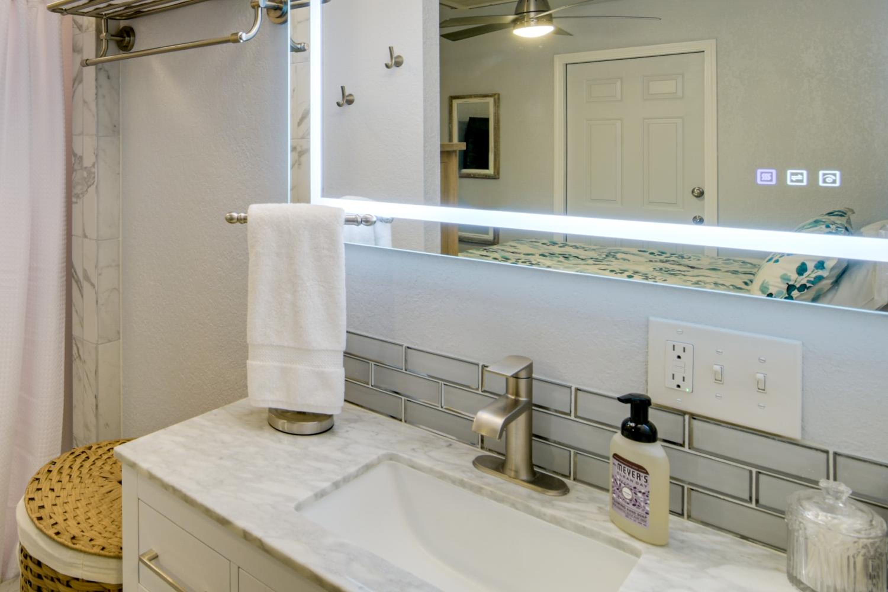 Quiet Country Stay Modern Guest Suite Near Chico
