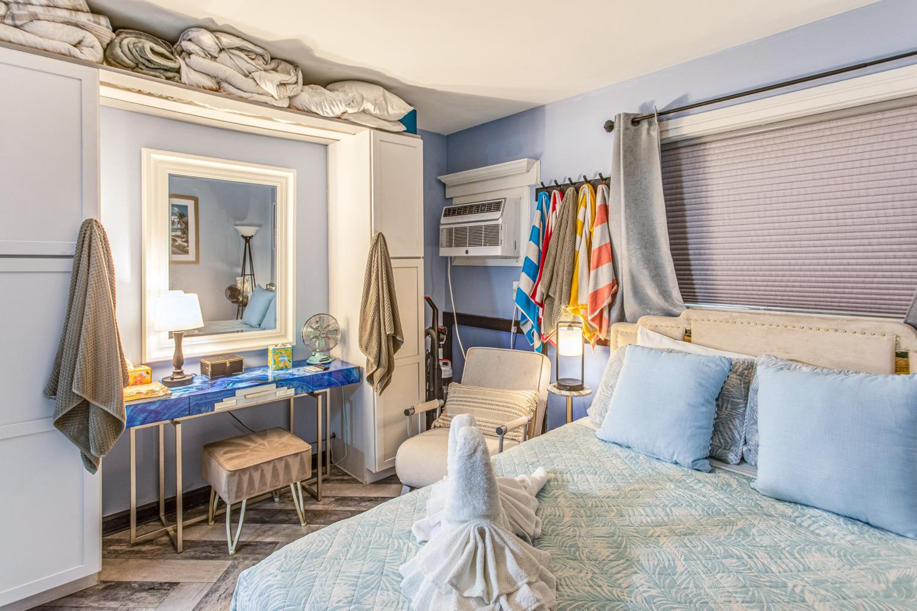 Steps to Shore and Pier Condo in North Myrtle Beach