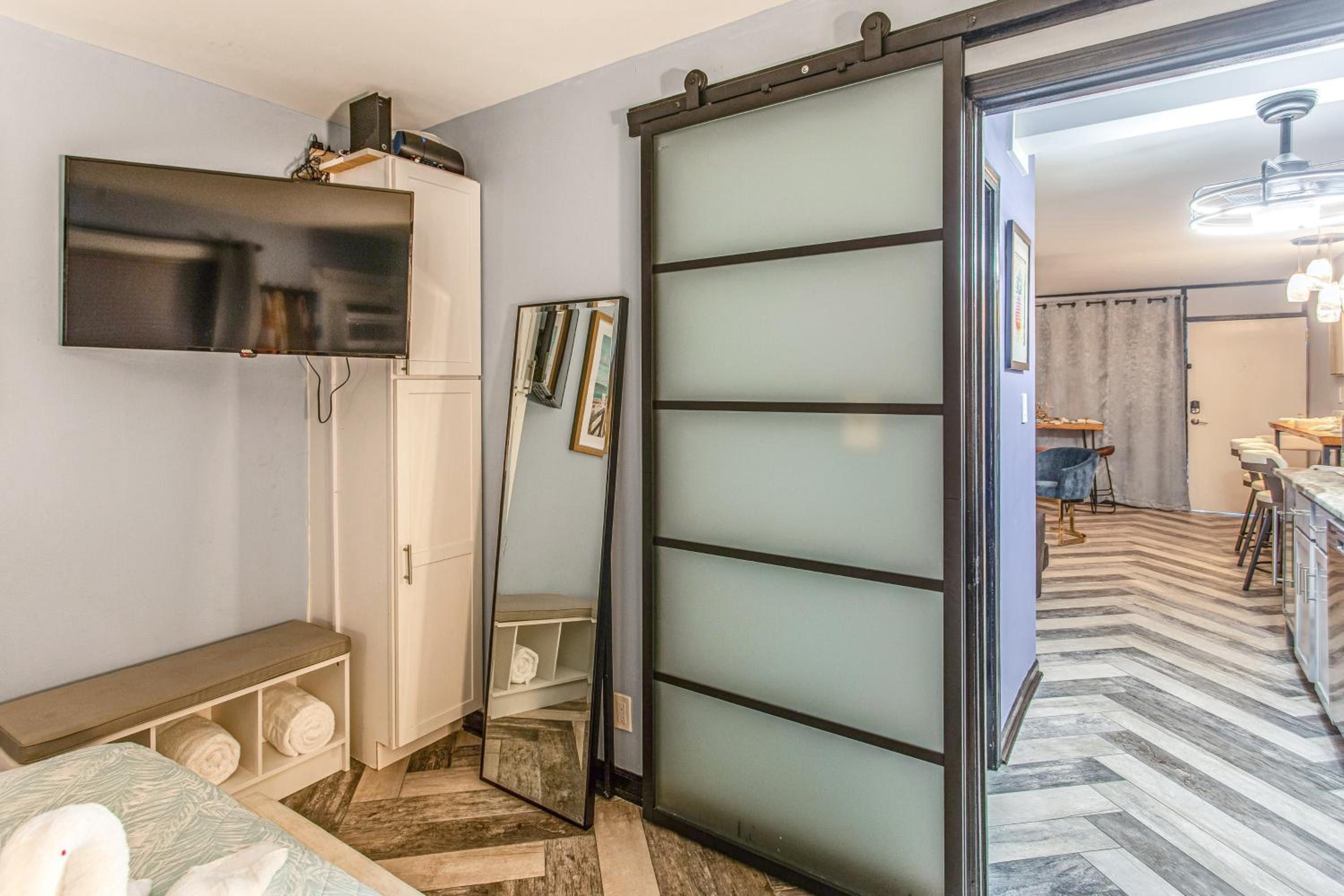 Steps to Shore and Pier Condo in North Myrtle Beach