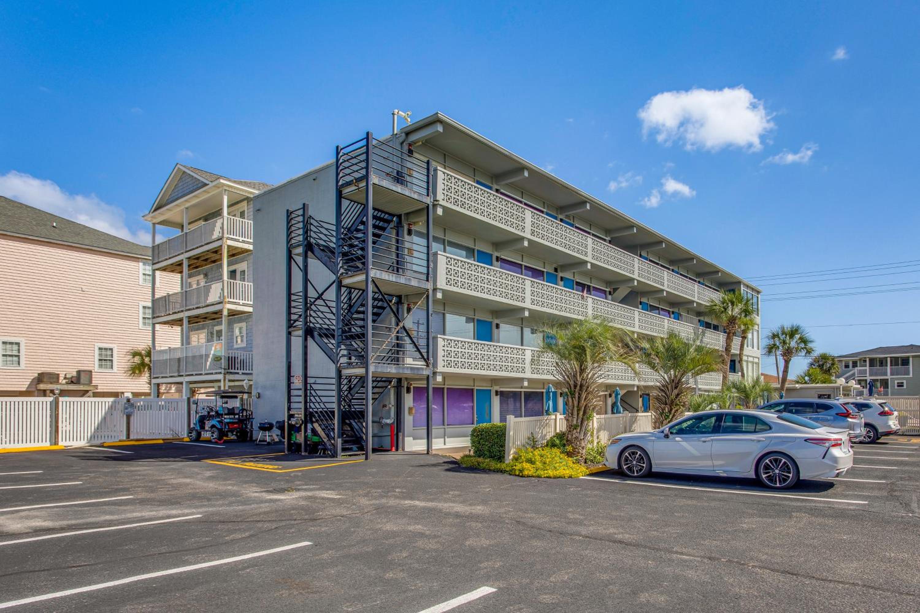Steps to Shore and Pier Condo in North Myrtle Beach