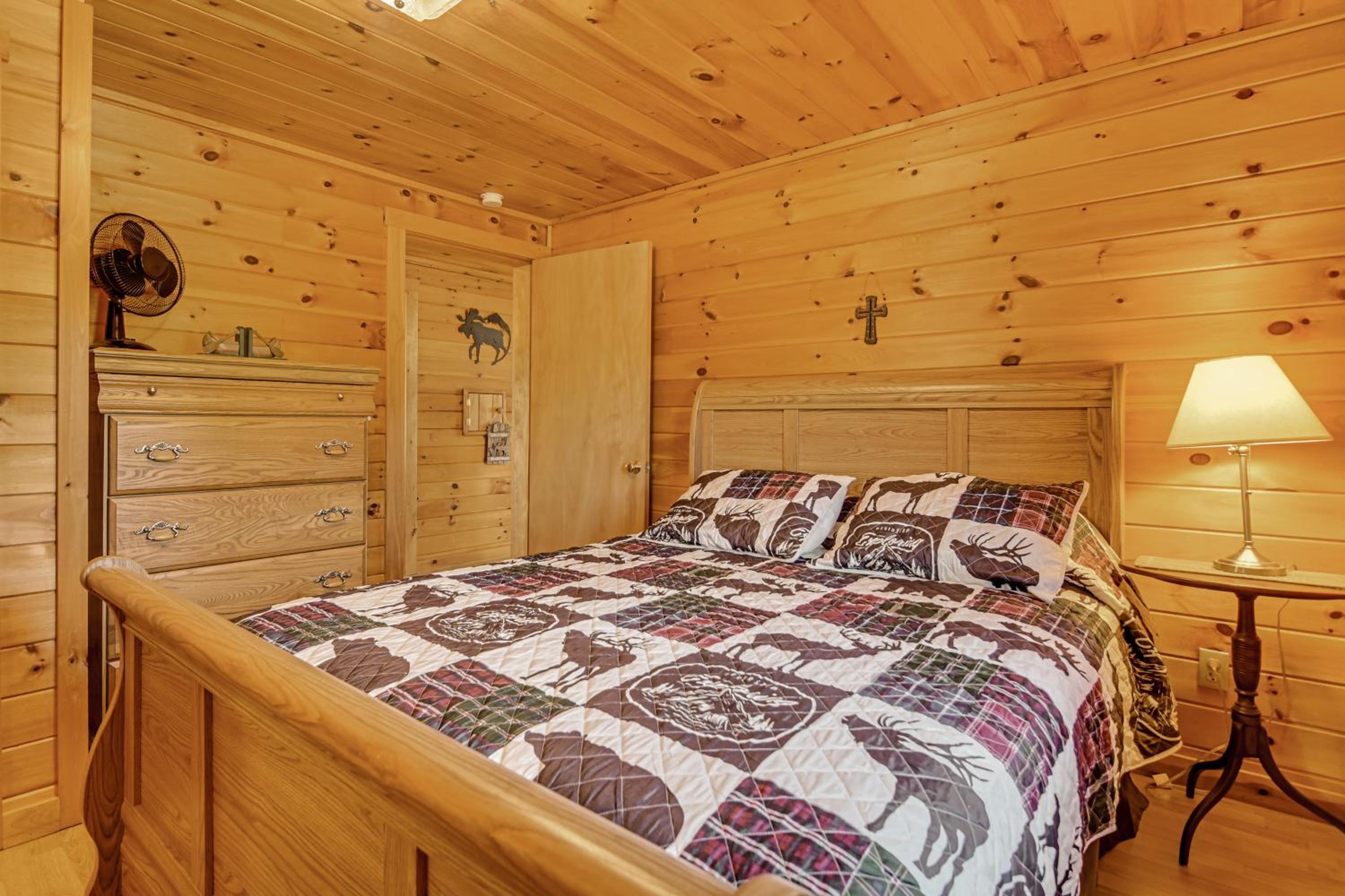 Mountain-View Deck! Cabin By Mt Abraham Trails