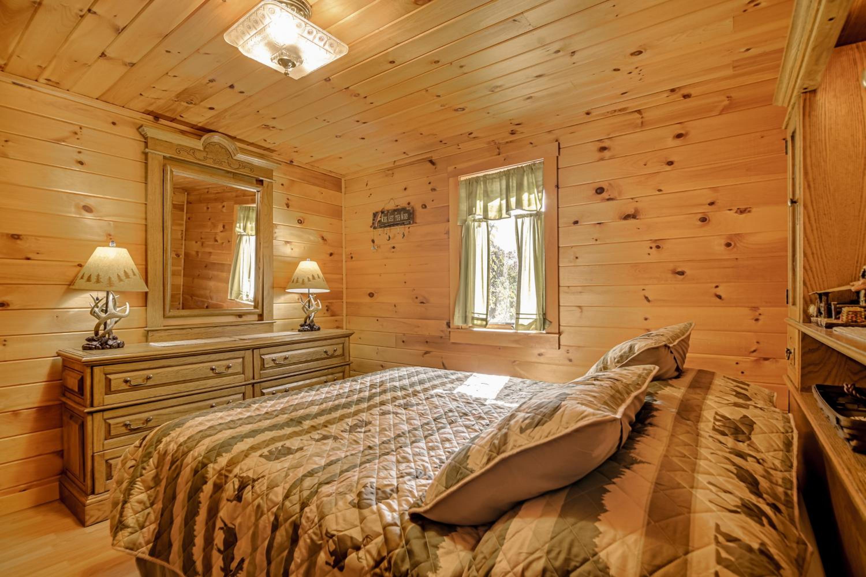 Mountain-View Deck! Cabin By Mt Abraham Trails