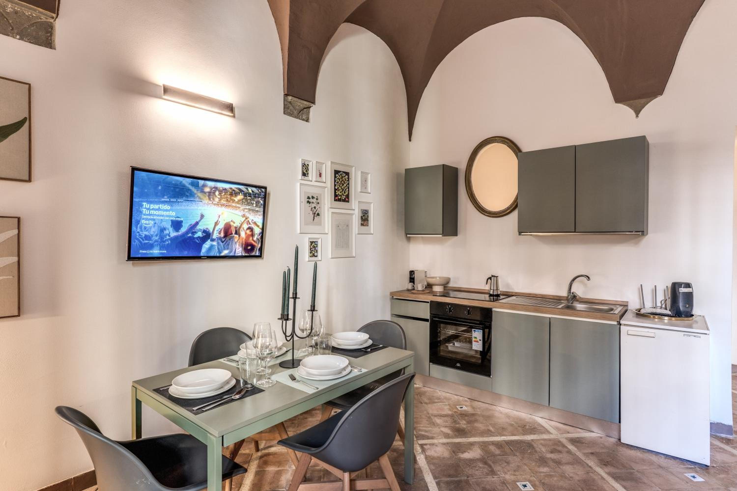 Montevecchio6 Navona Residence