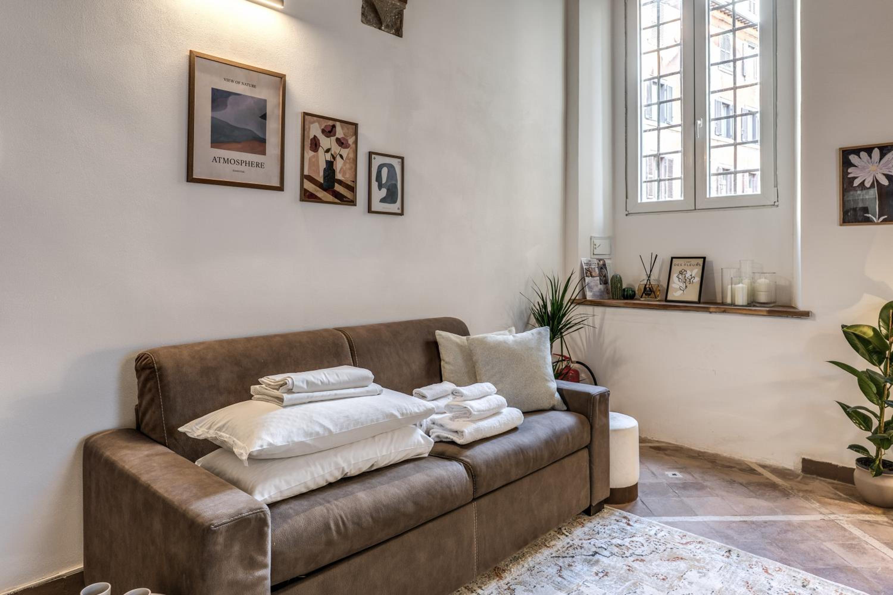 Montevecchio6 Navona Residence