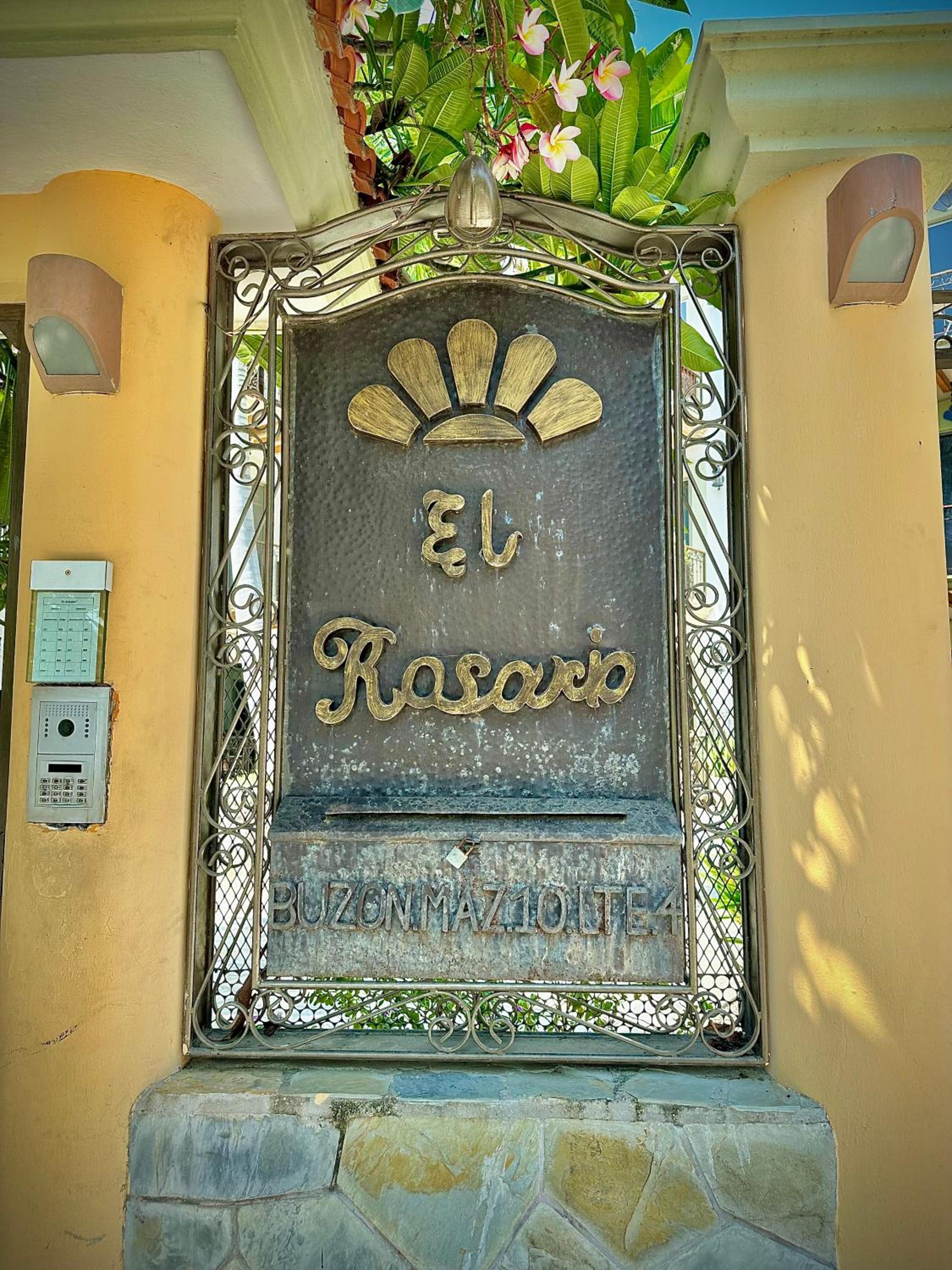 Depa 102A en Huatulco con alberca y terraza 5 min playa