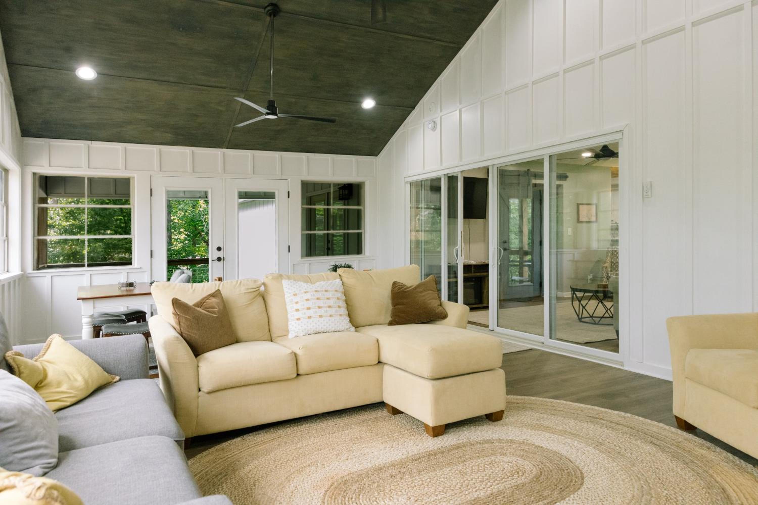 Lakeside Lodge on Bluegill- Arcade, Dock, FirePit