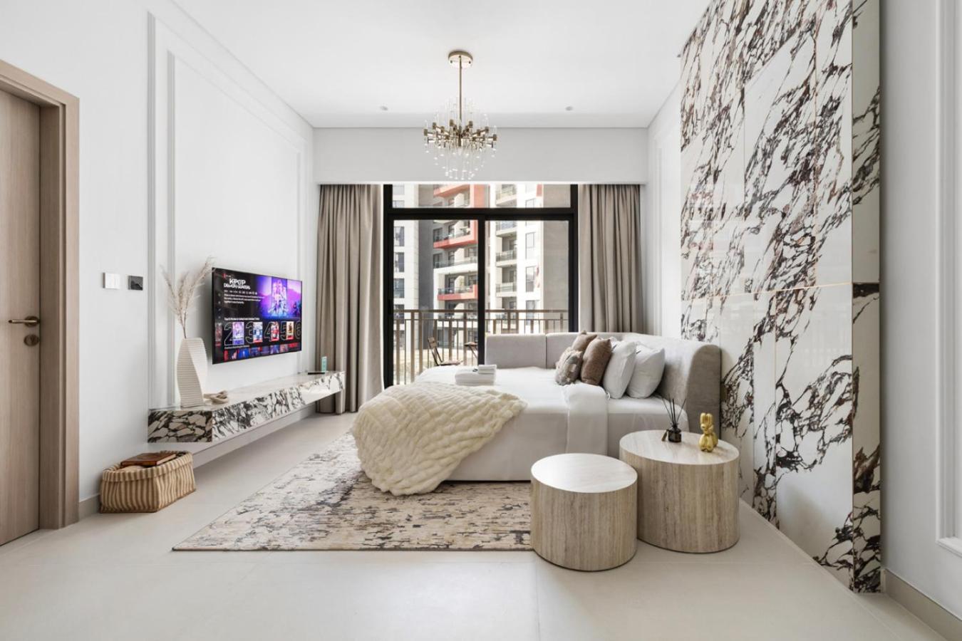 Stylish 1BR with PS5, Sauna and Kids' Play Area