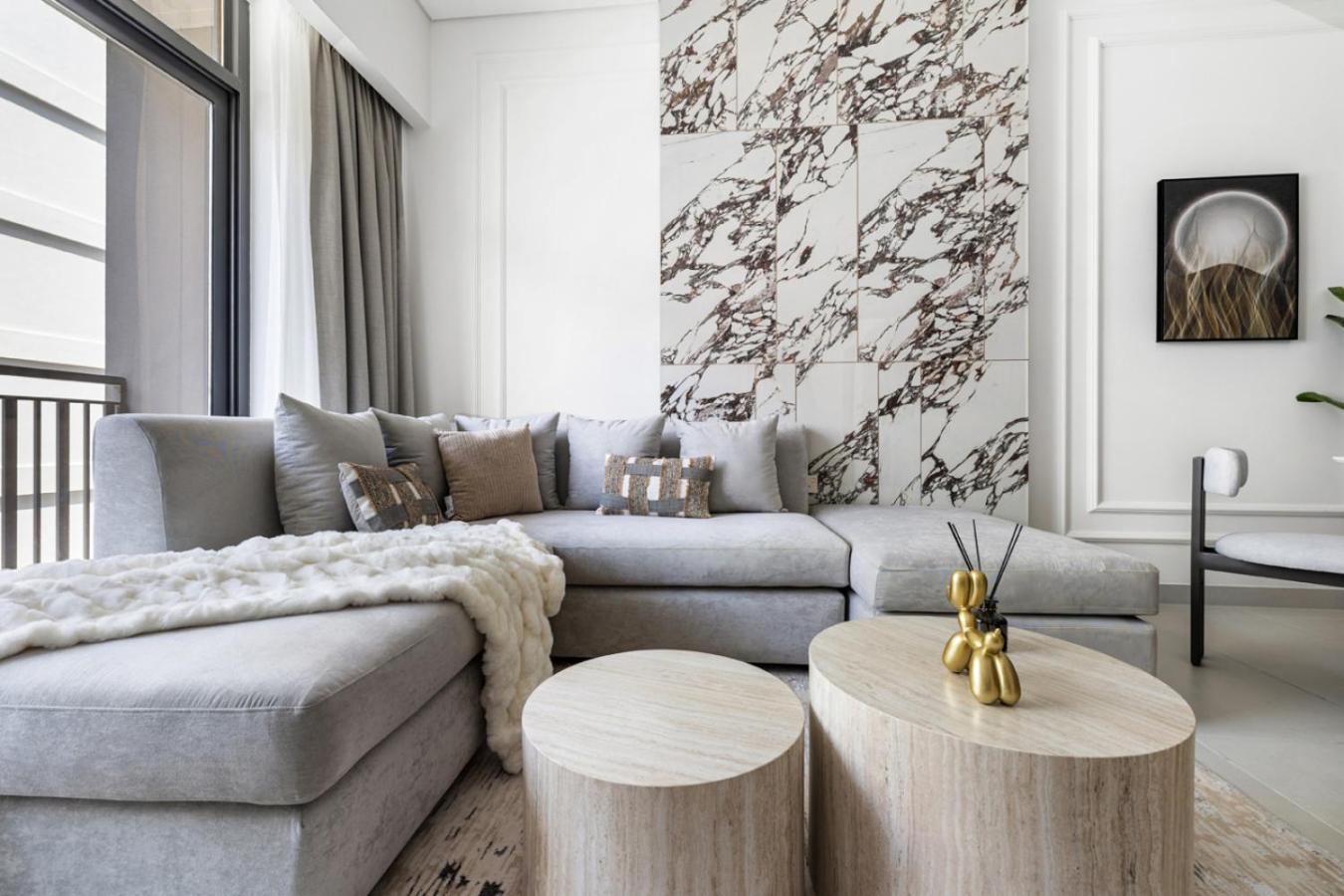 Stylish 1BR with PS5, Sauna and Kids' Play Area