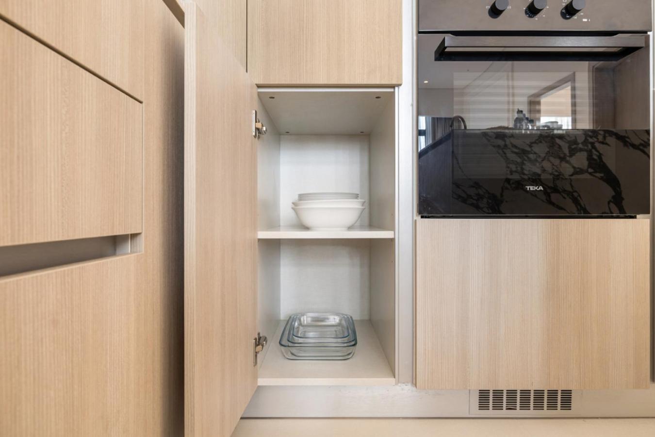 Stylish 1BR with PS5, Sauna and Kids' Play Area