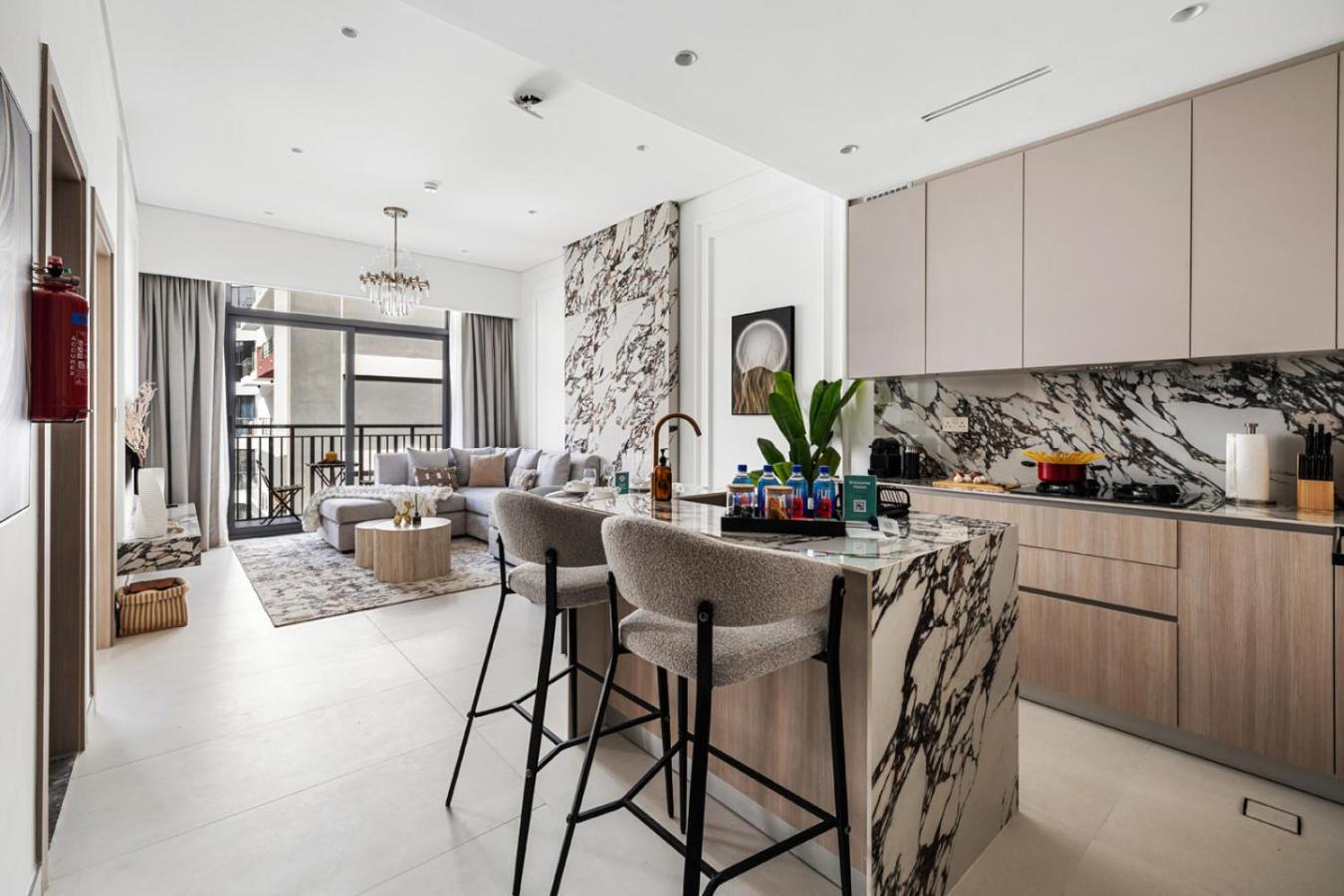 Stylish 1BR with PS5, Sauna and Kids' Play Area