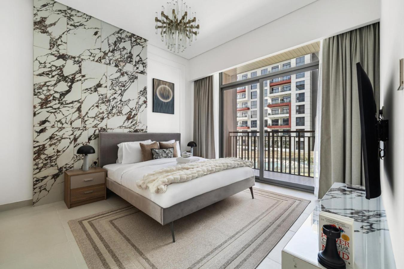 Stylish 1BR with PS5, Sauna and Kids' Play Area