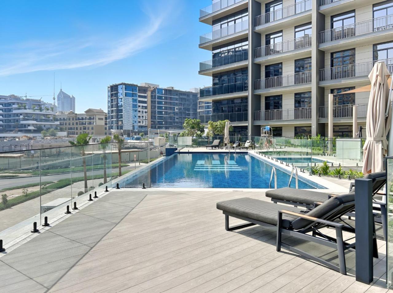 Stylish 1BR with PS5, Sauna and Kids' Play Area