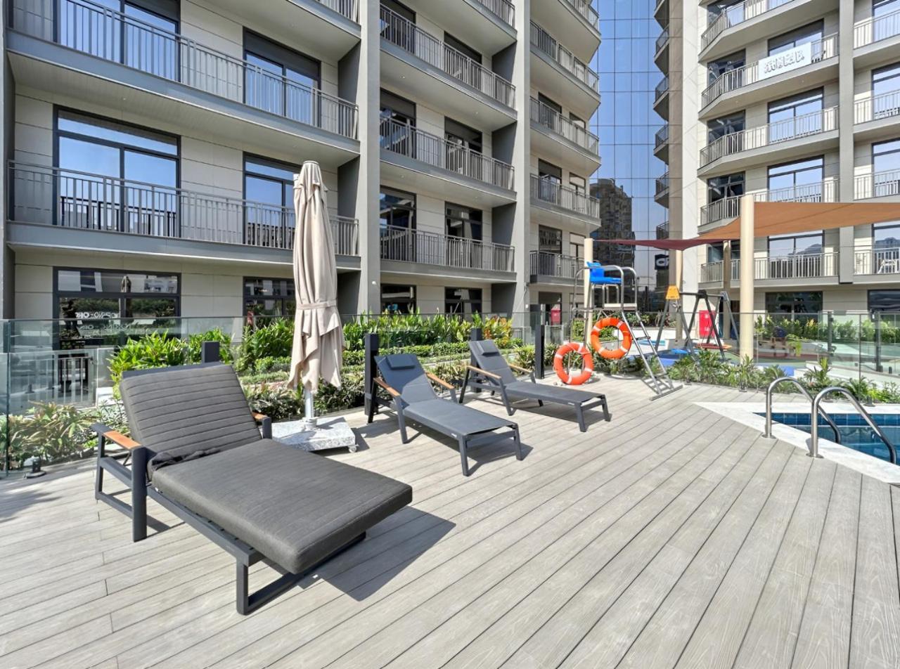Stylish 1BR with PS5, Sauna and Kids' Play Area