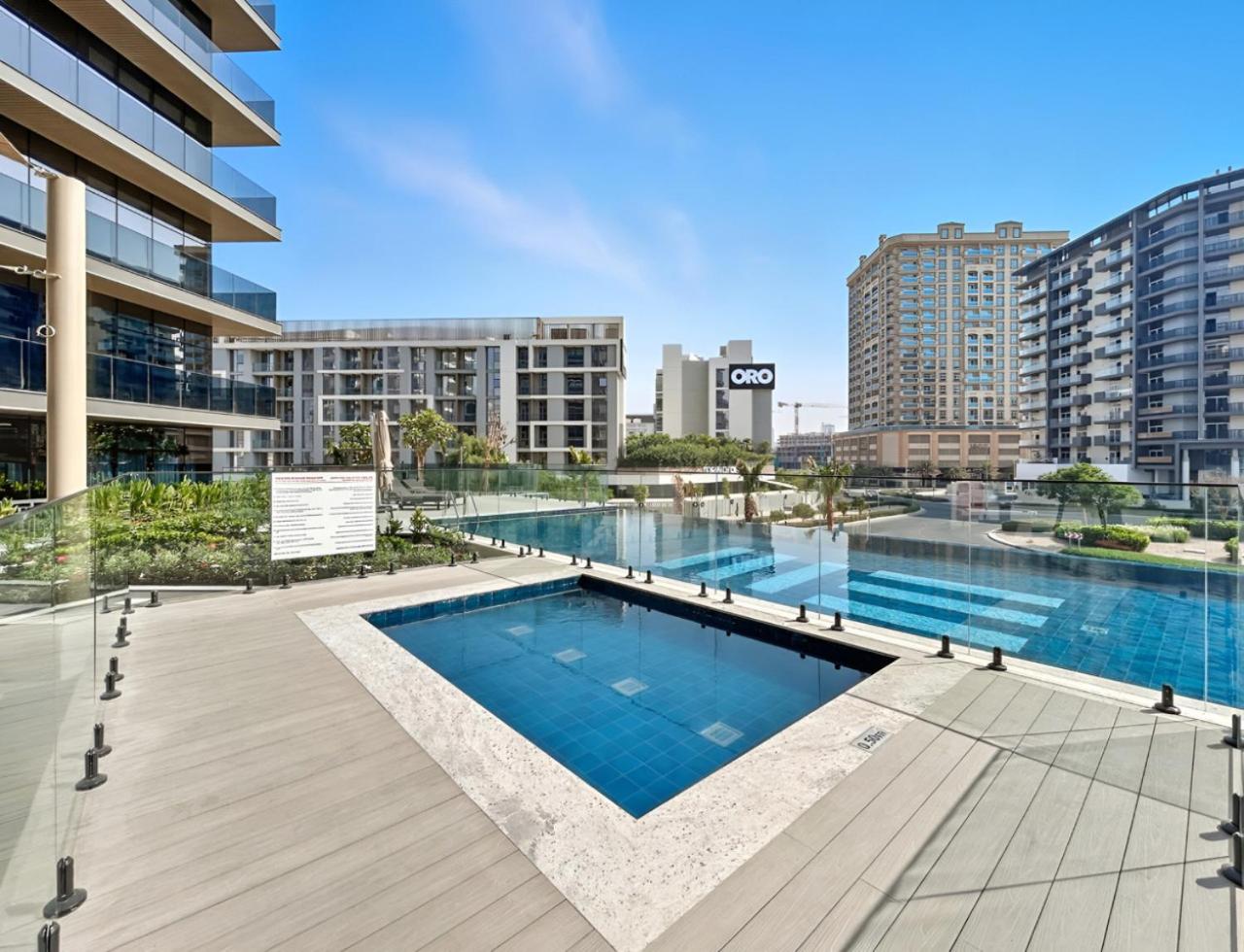 Stylish 1BR with PS5, Sauna and Kids' Play Area