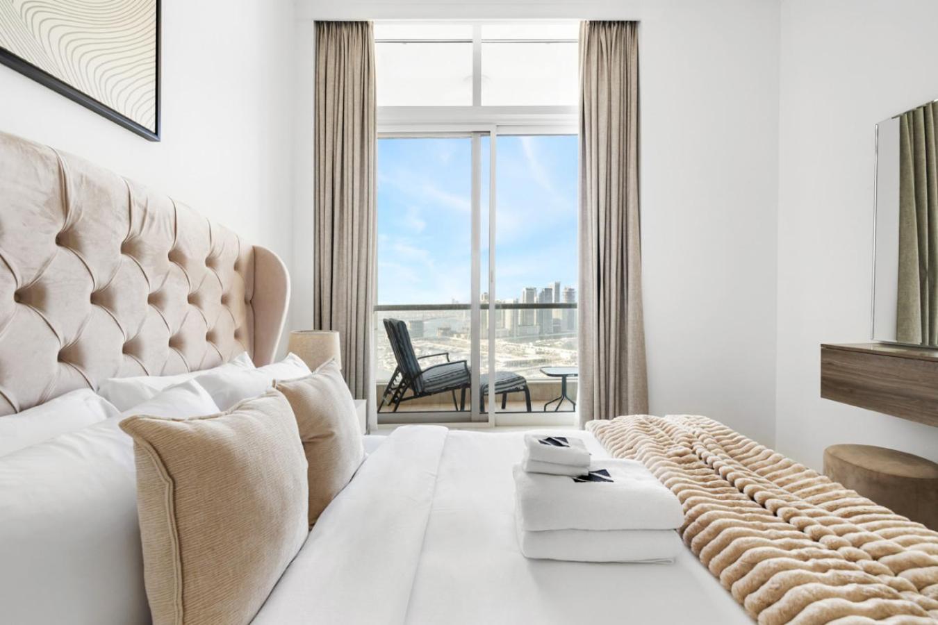 Marina 2BR with 31st-Floor Ocean View