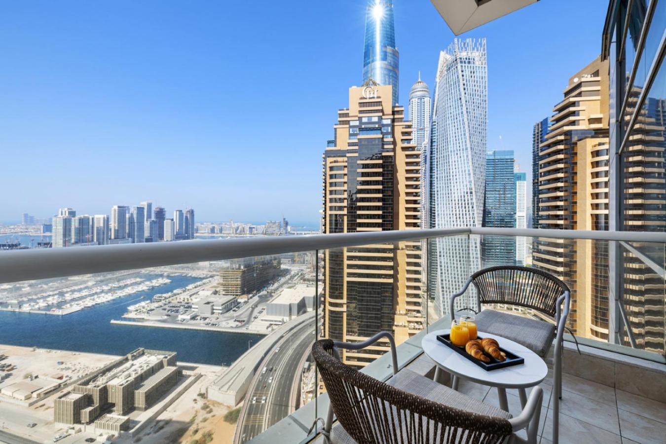 Marina 2BR with 31st-Floor Ocean View