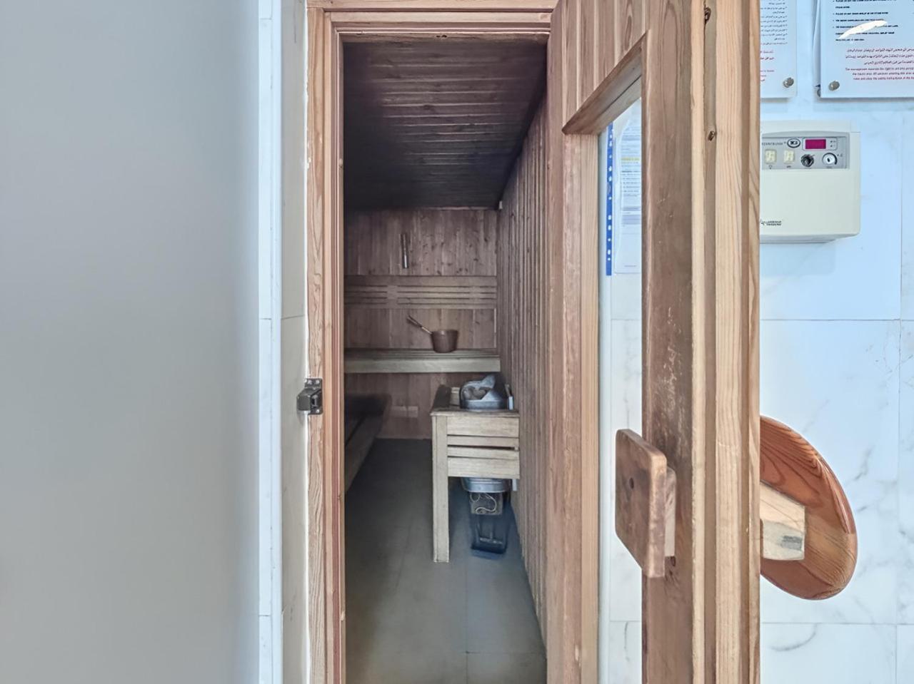 Marina 2BR with 31st-Floor Ocean View