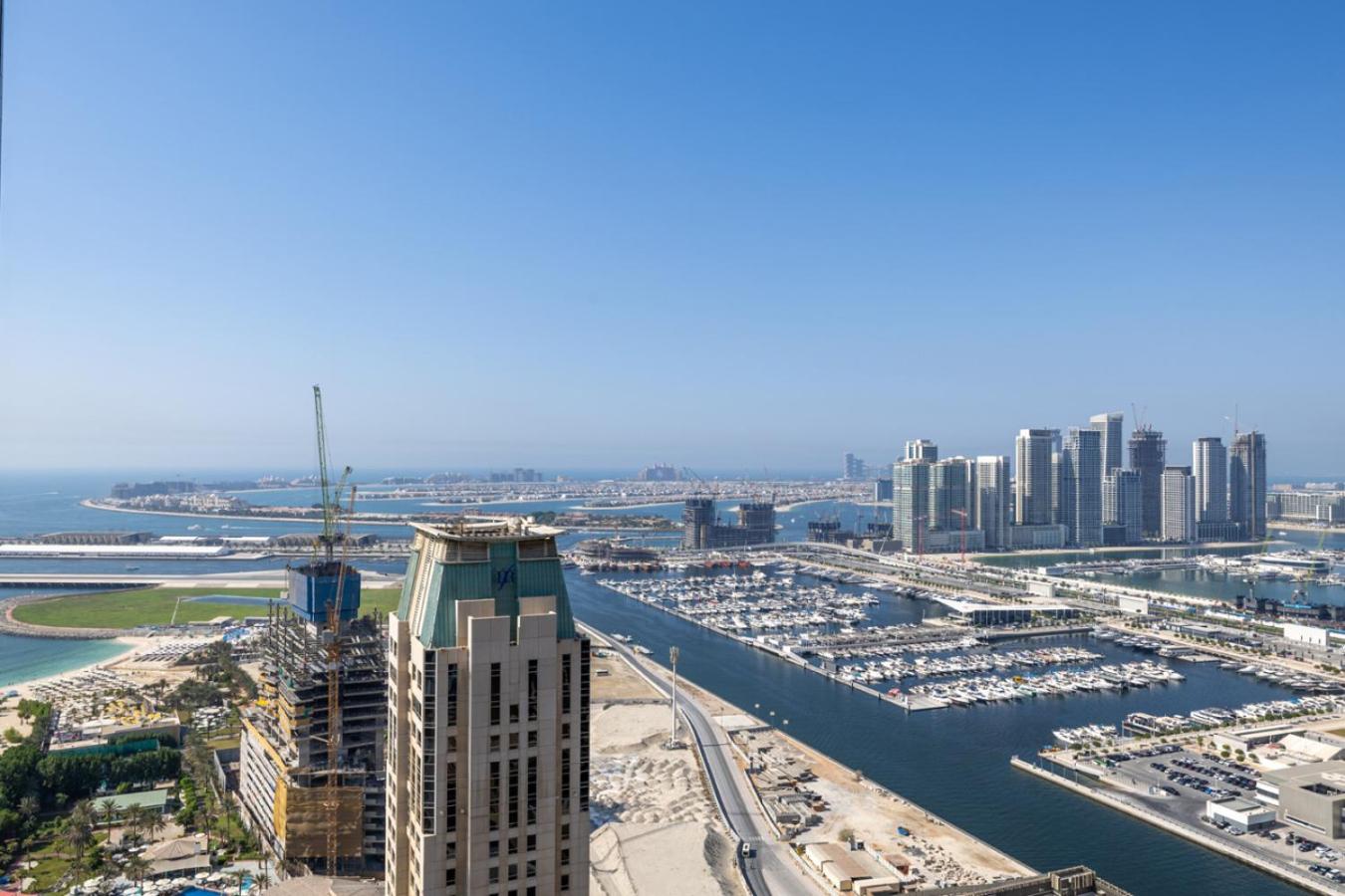 Marina 2BR with 31st-Floor Ocean View