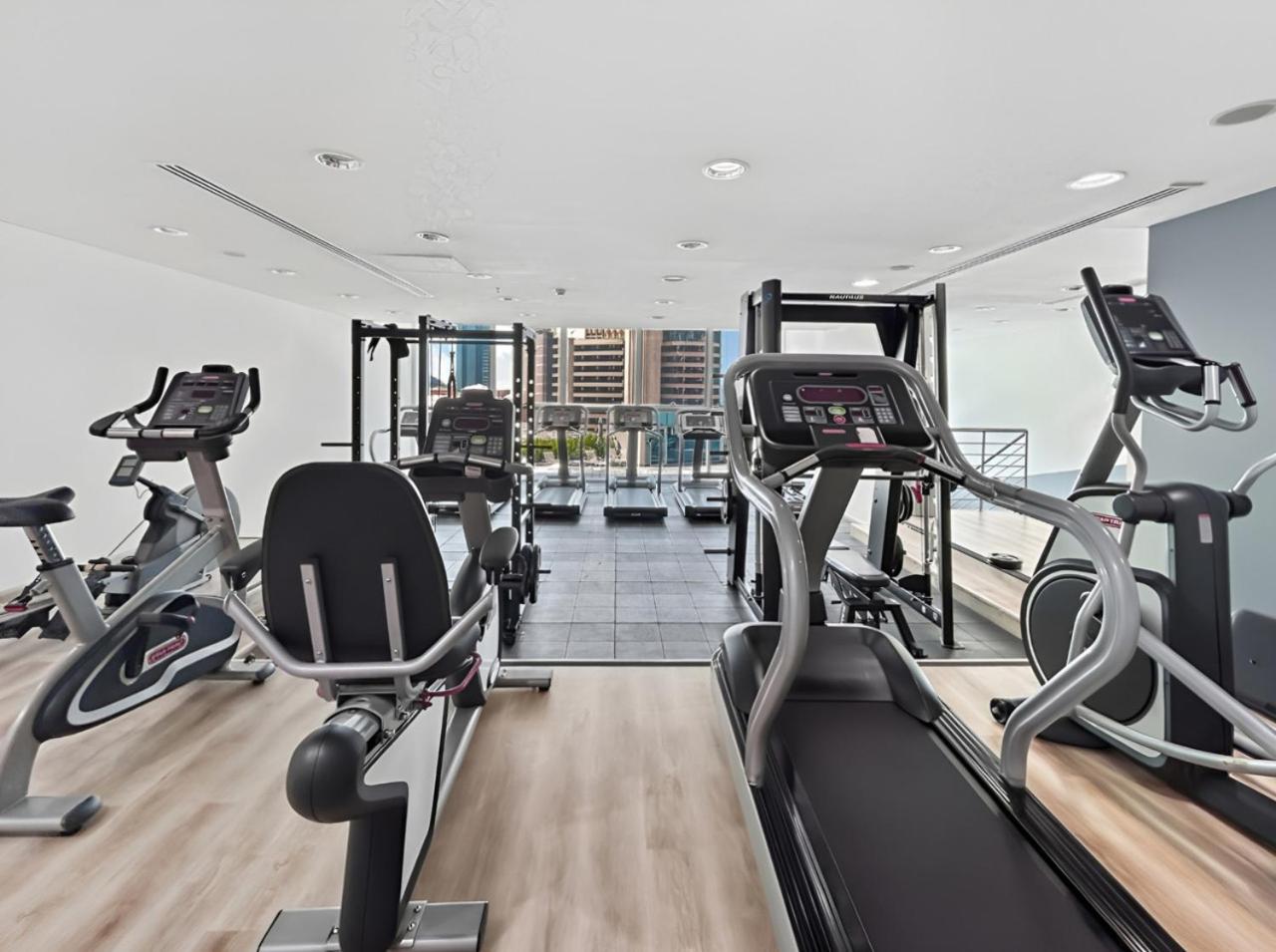 Marina 2BR with 31st-Floor Ocean View