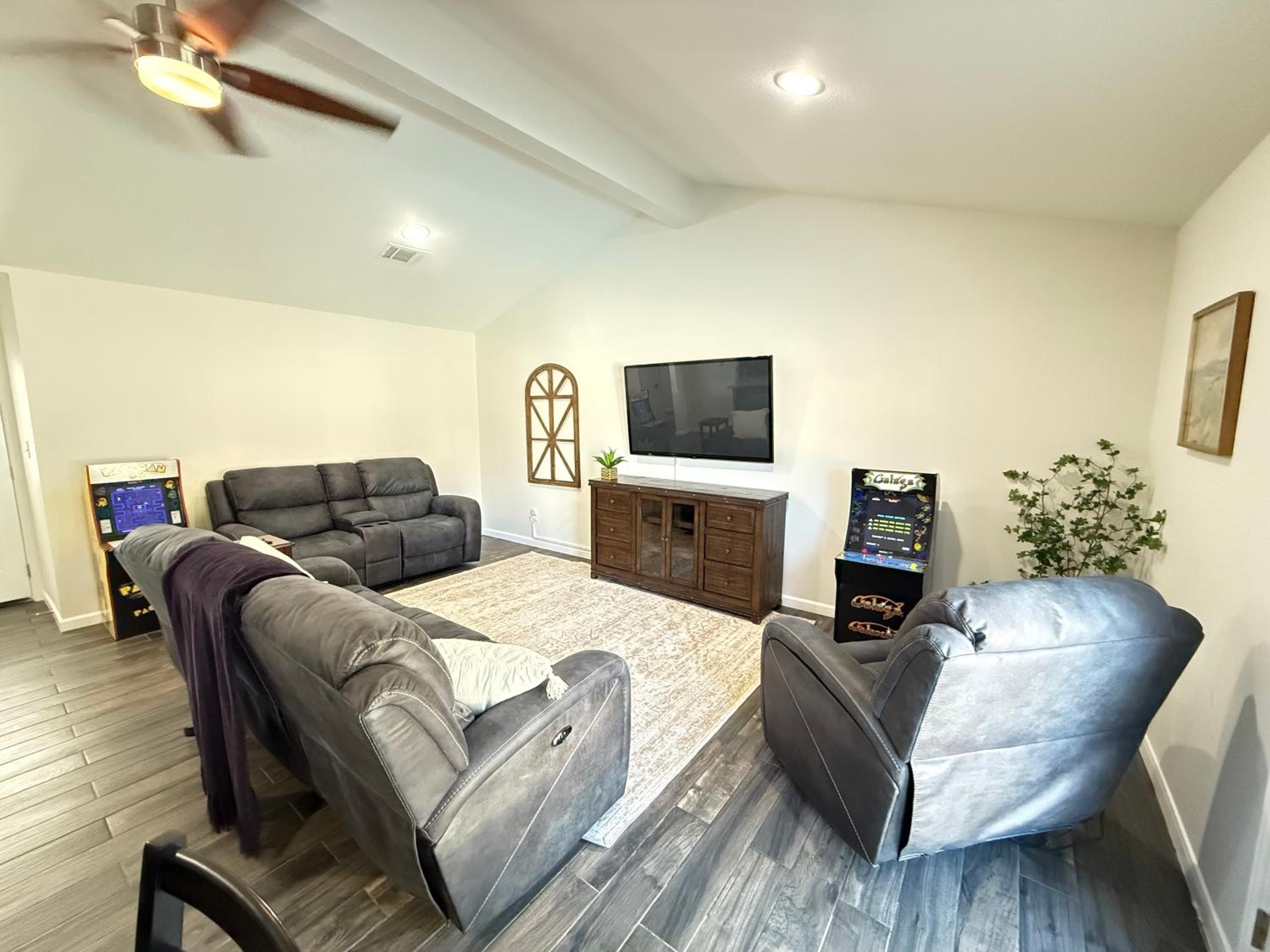 DFW Oasis with Pool and Hot Tub