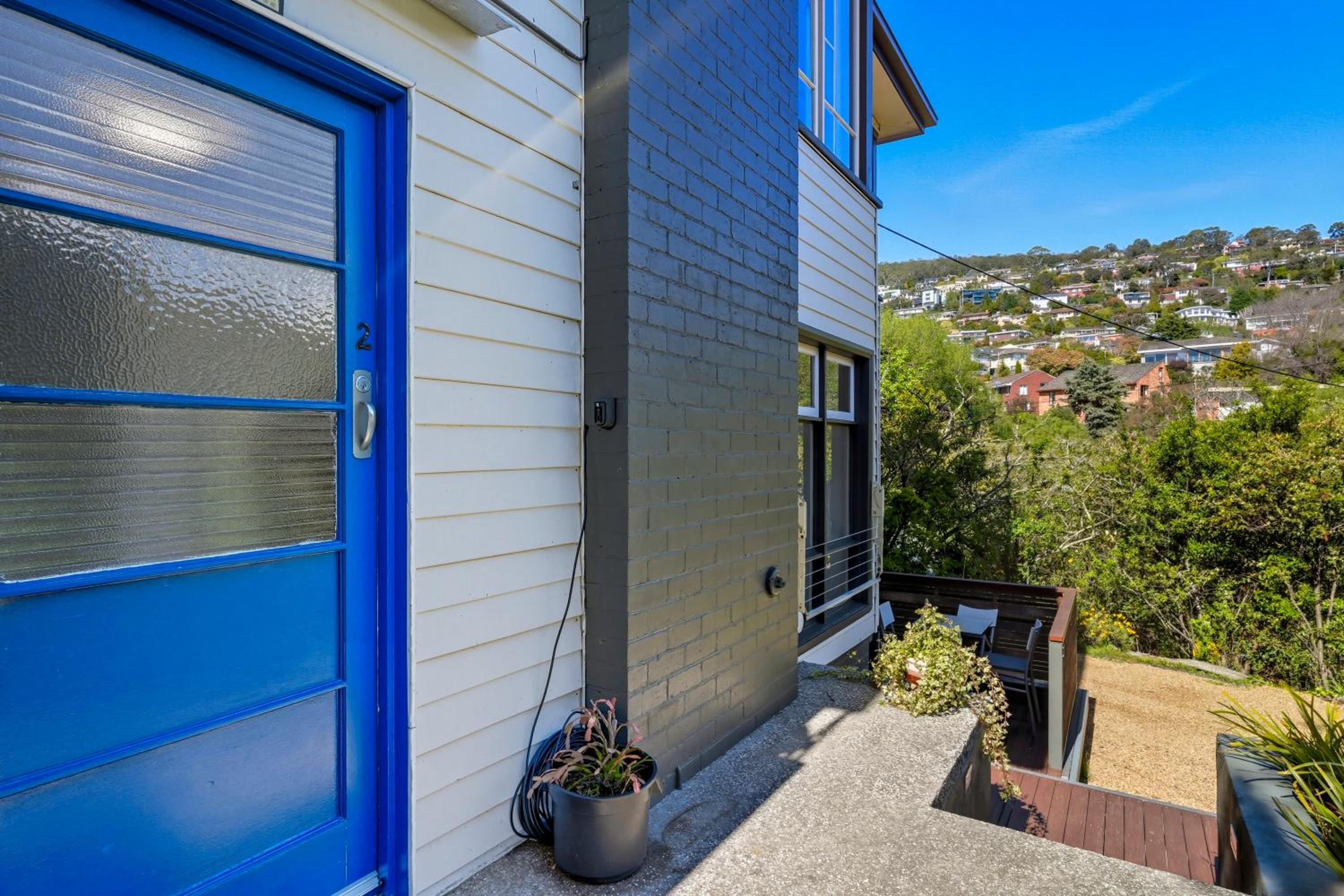 Charming Maning Ave - 2 Bedroom Unit in Sandy Bay