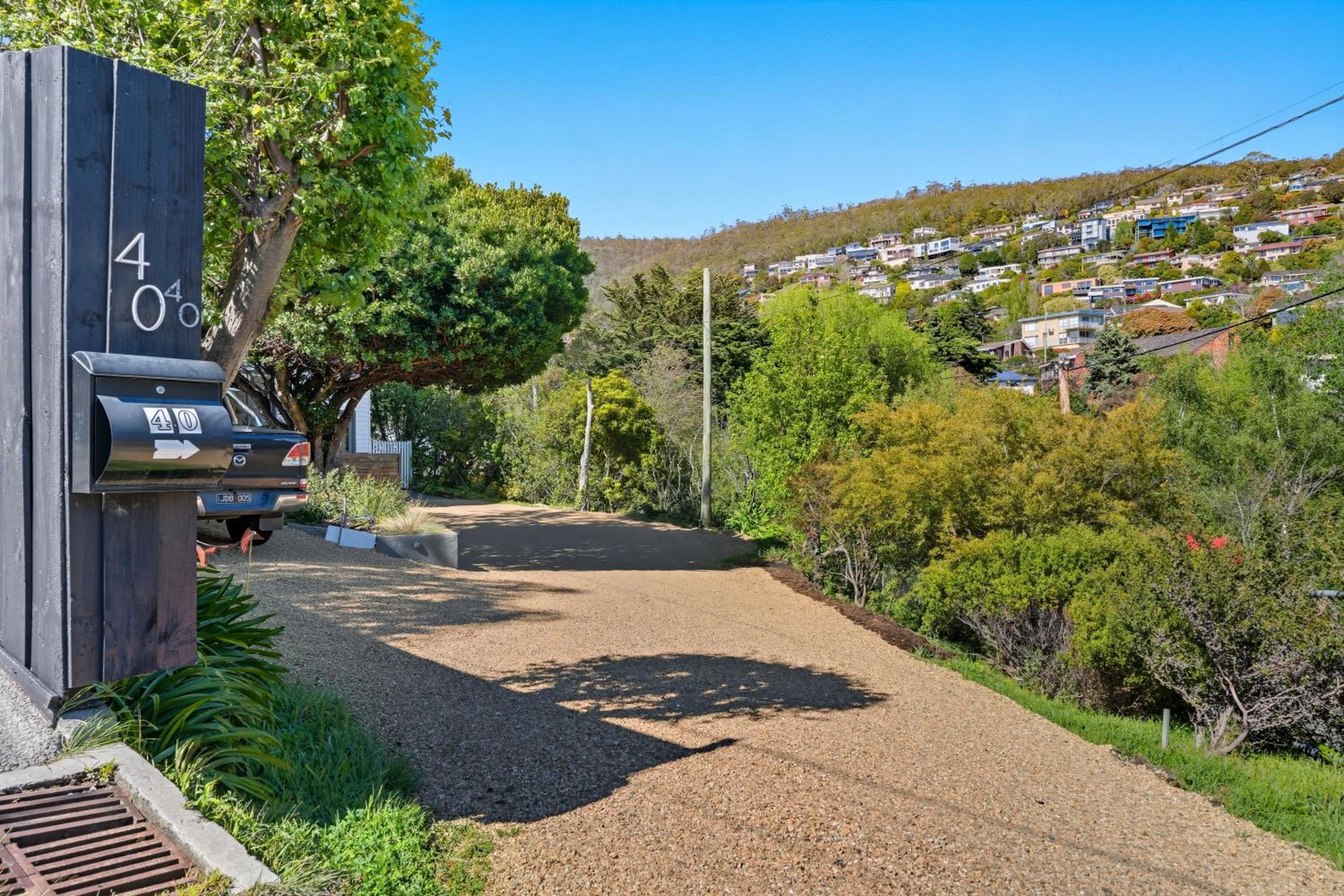 Charming Maning Ave - 2 Bedroom Unit in Sandy Bay