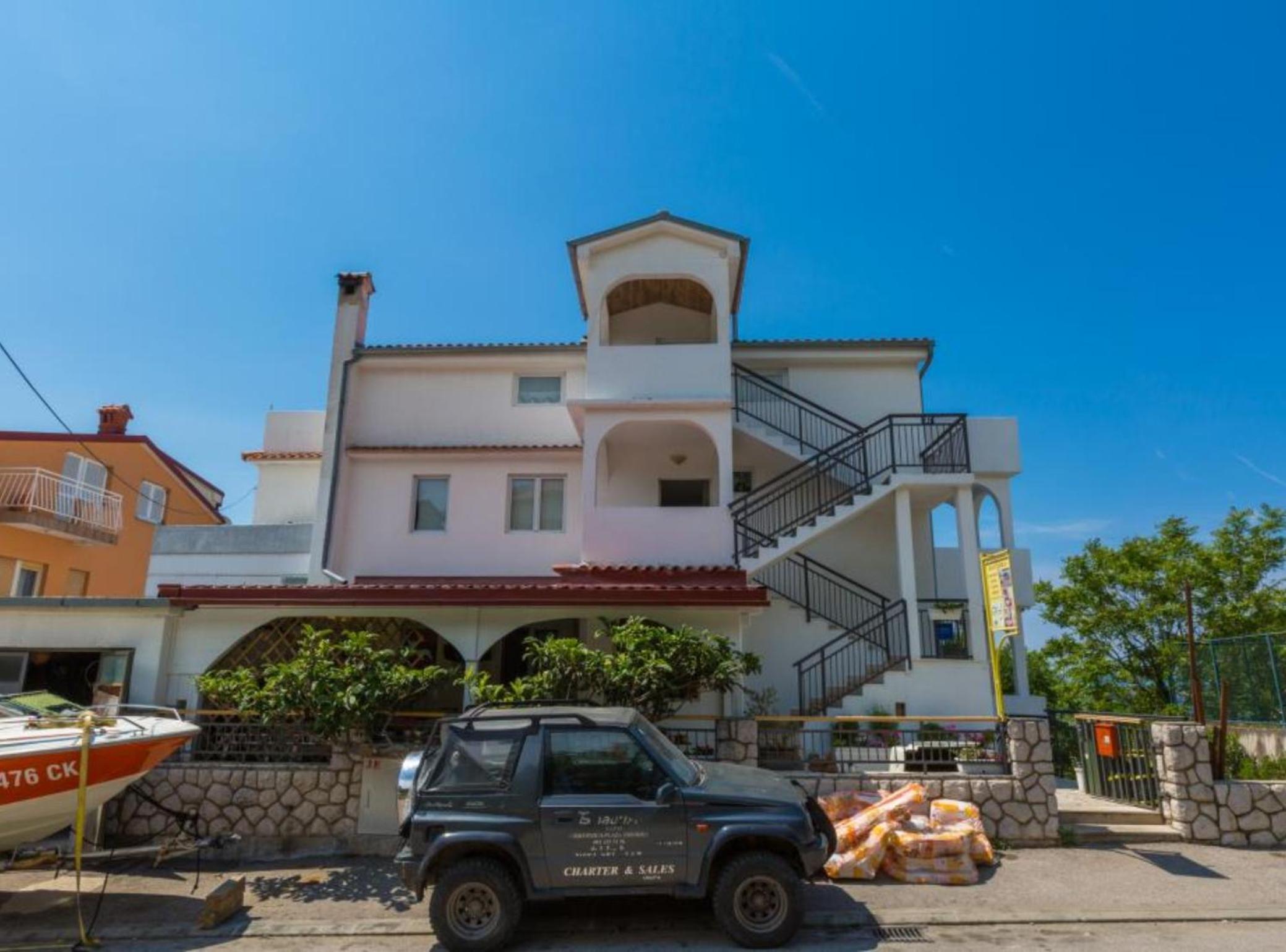 Duga House