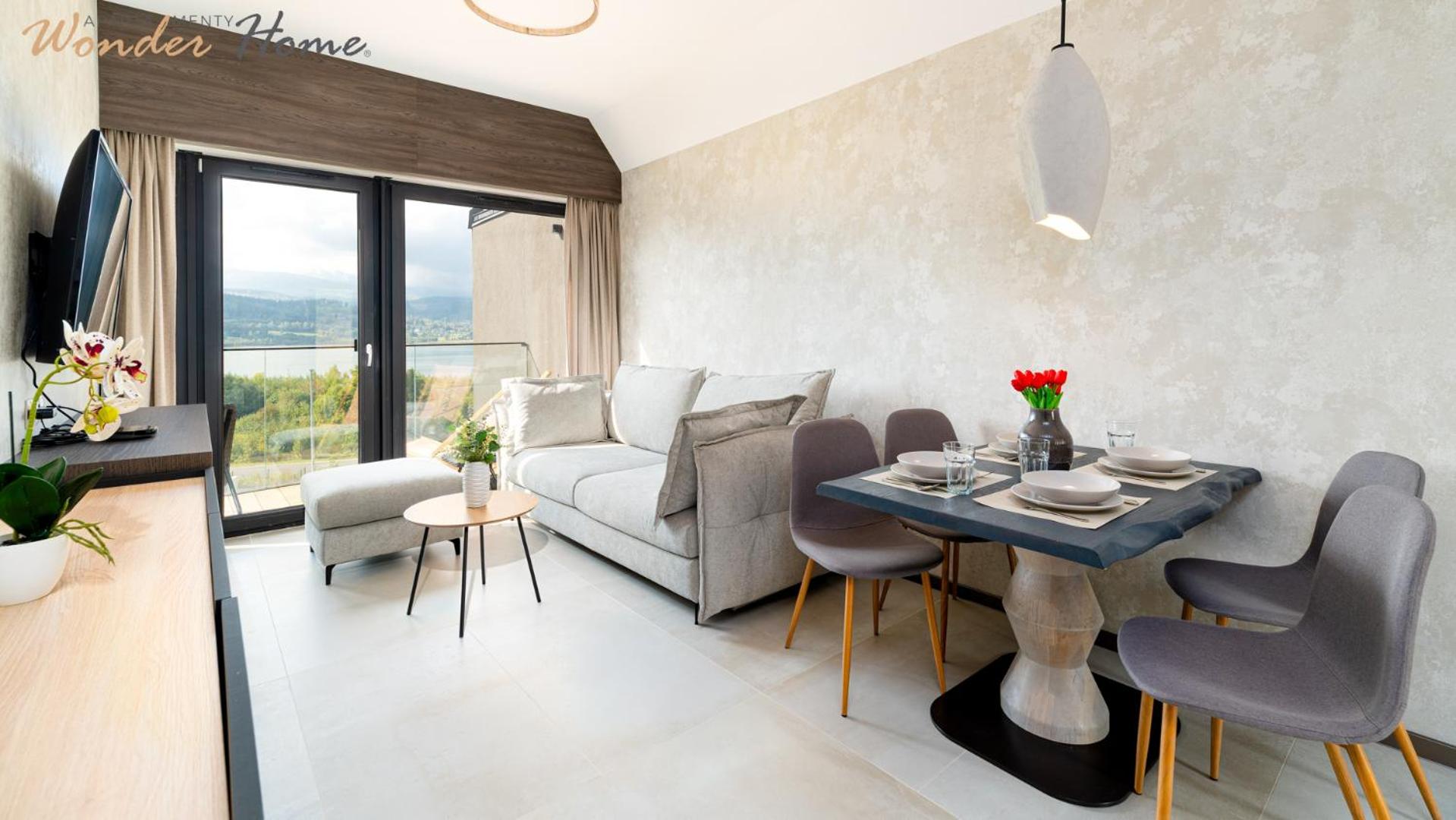 Wonder Hill - bajkowy widok na góry i zalew, strefa wellness na terenie kompleksu