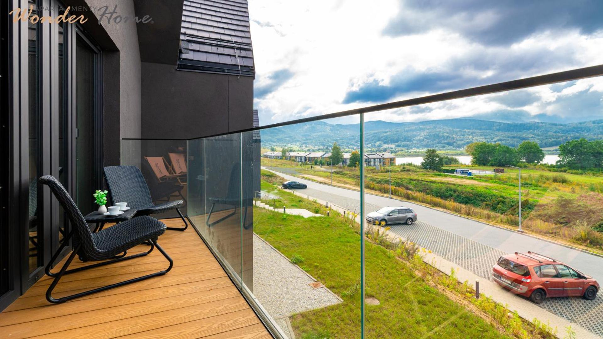 Wonder Hill - bajkowy widok na góry i zalew, strefa wellness na terenie kompleksu