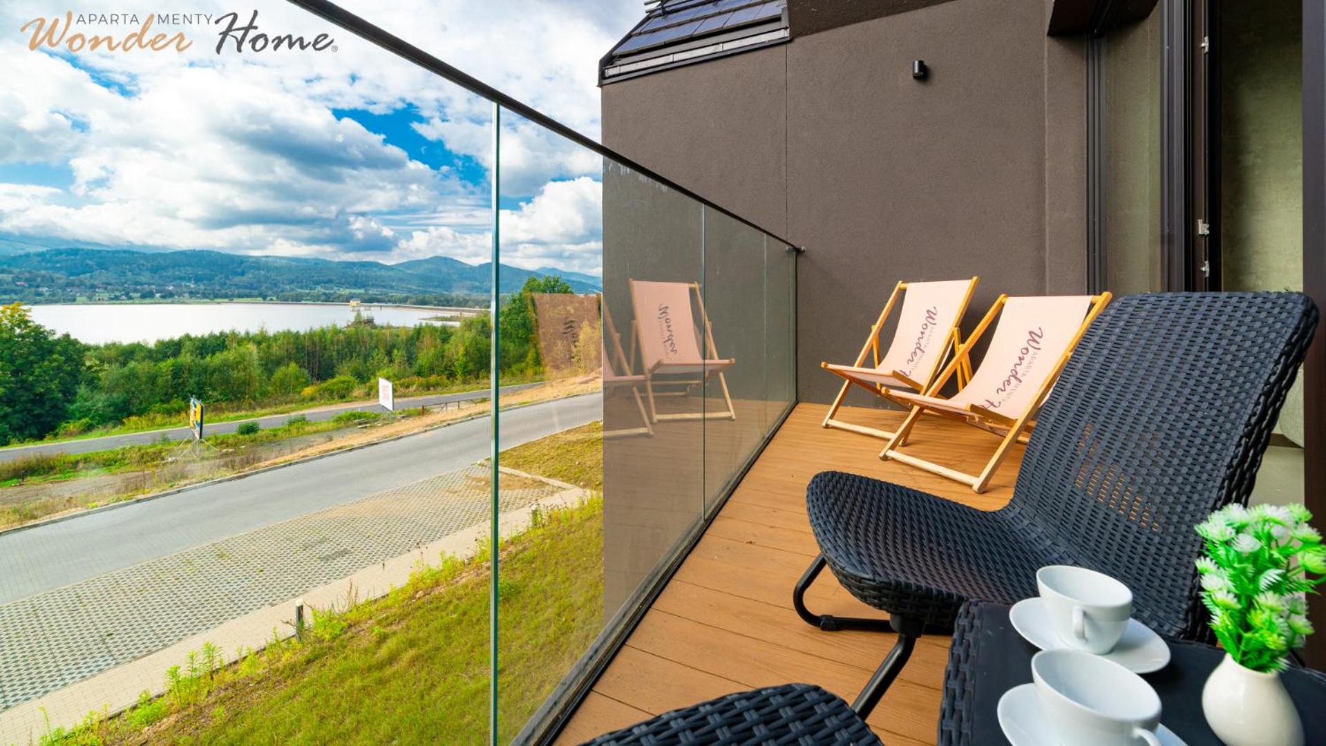 Wonder Hill - bajkowy widok na góry i zalew, strefa wellness na terenie kompleksu